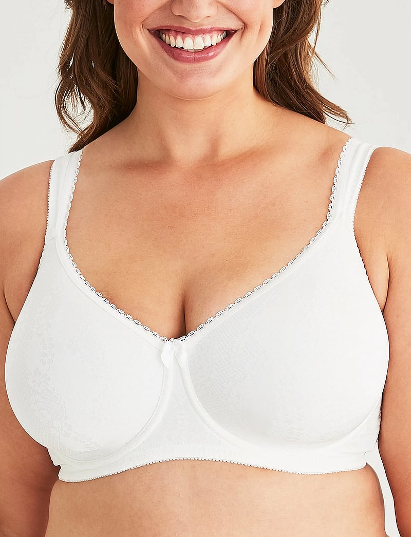 Swegmark - ADORABLE SHAPE WIRE BRA PADDED CUPS - bh:ar med bygel - white - 0