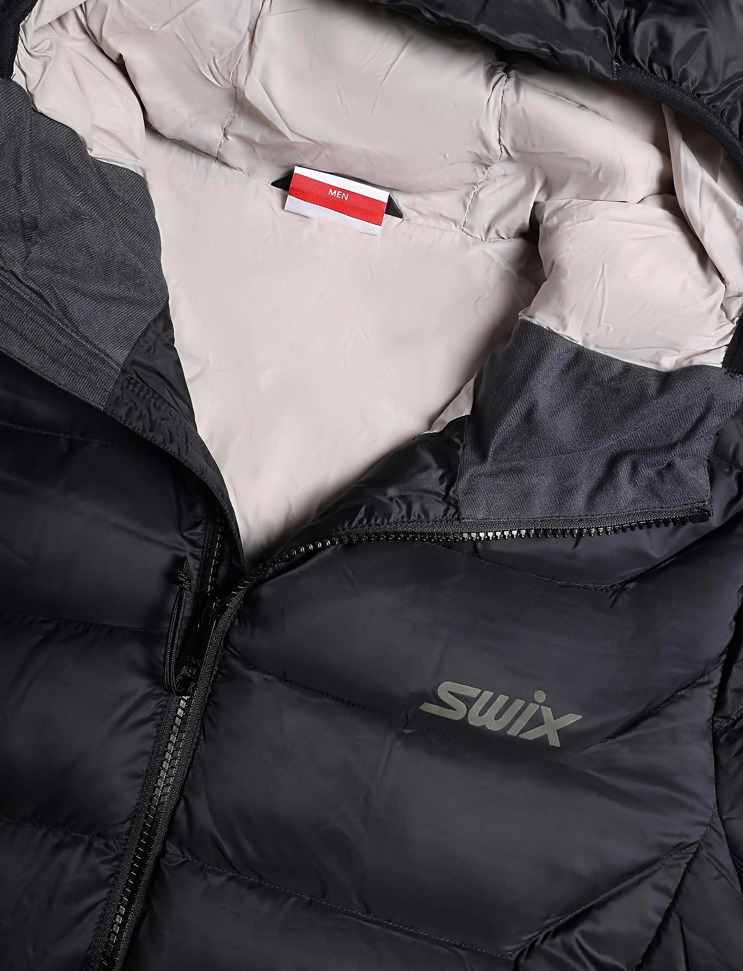 Swix - Infinity Down Jacket M / Infinity Down Jacket M - vabaaja jakid - 10120-jet black - 2