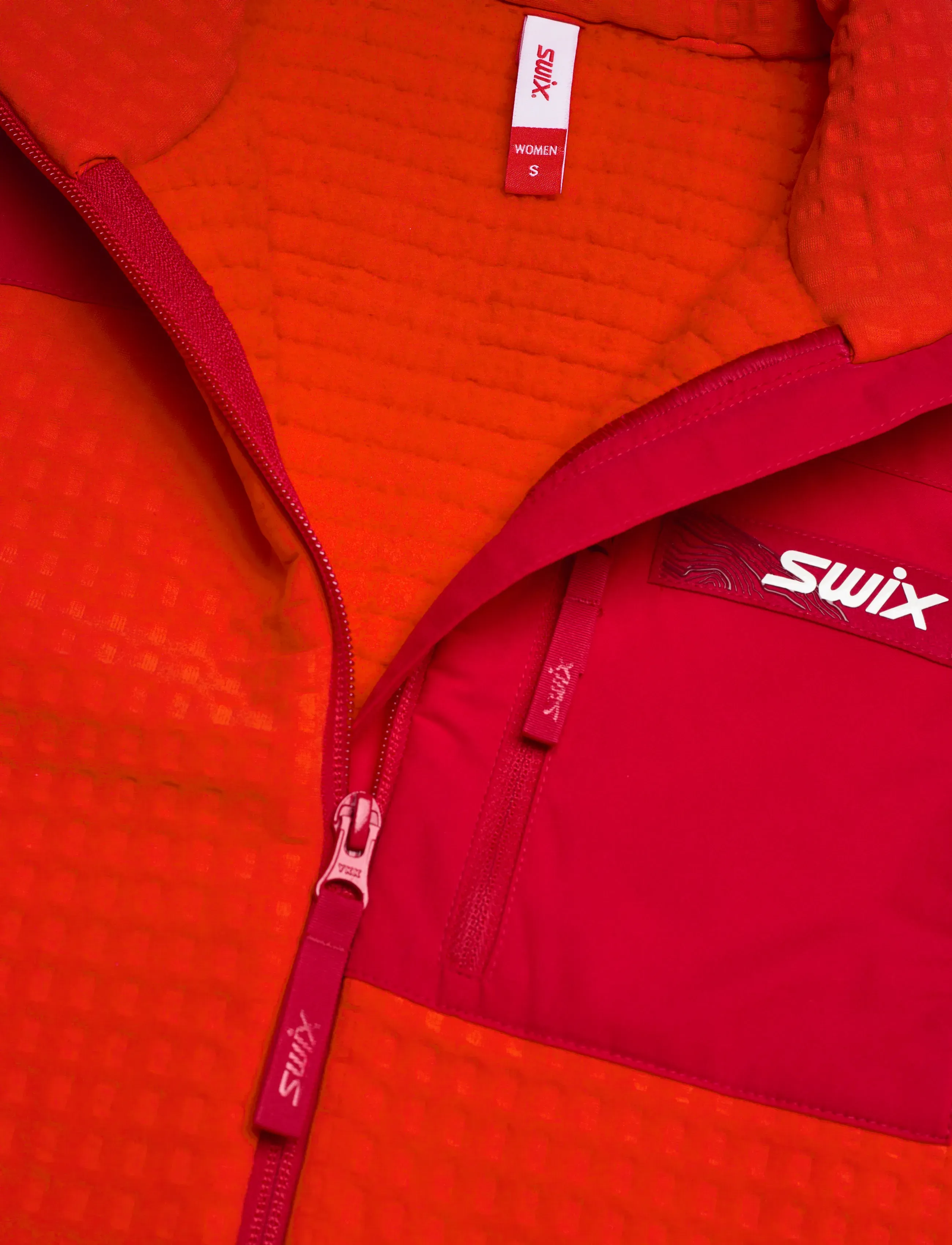 Swix - Surmount Stormfleece Jacket W - vahekihina kantavad jakid - 99992-fiery red - 2