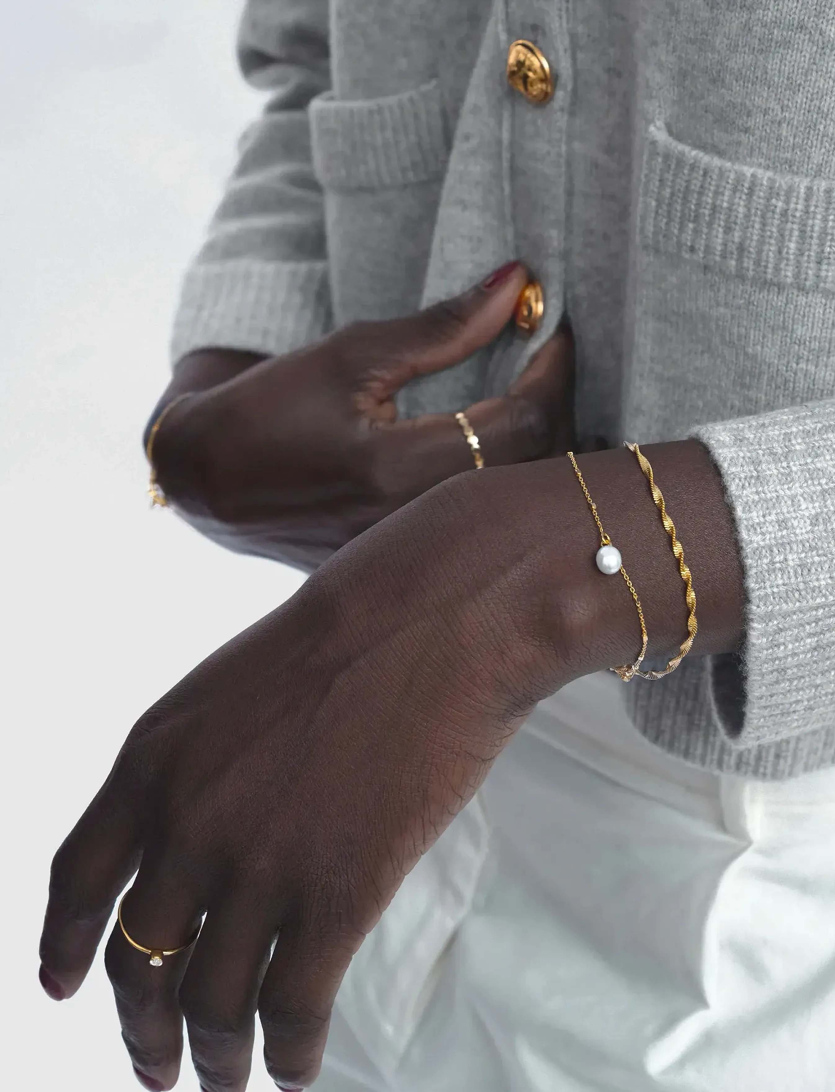 Syster P Herringbone Twisted Bracelet Gold, Kvinder, Snoet Armbånd, Guld, Str: L
