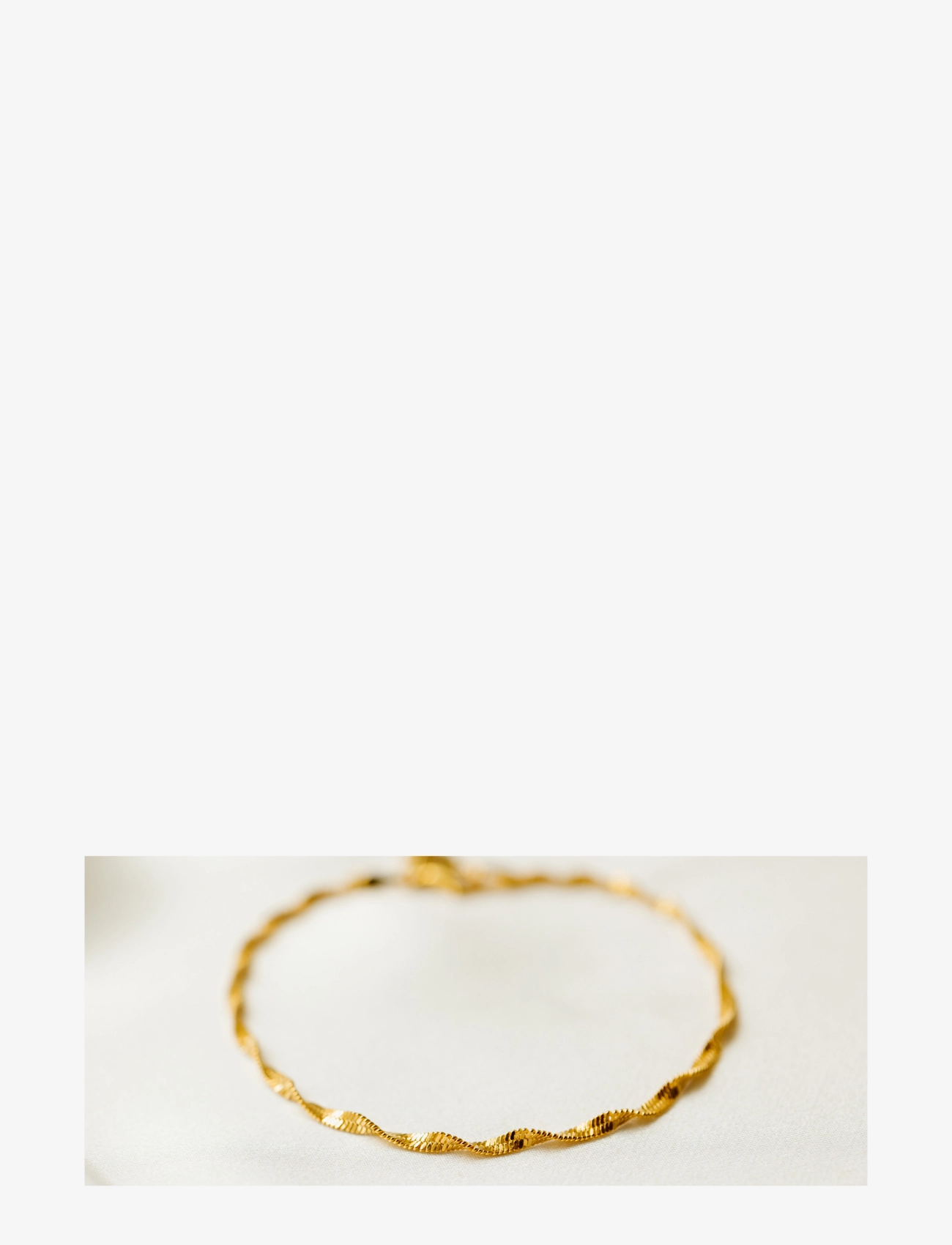 Herringbone Twisted Bracelet 3