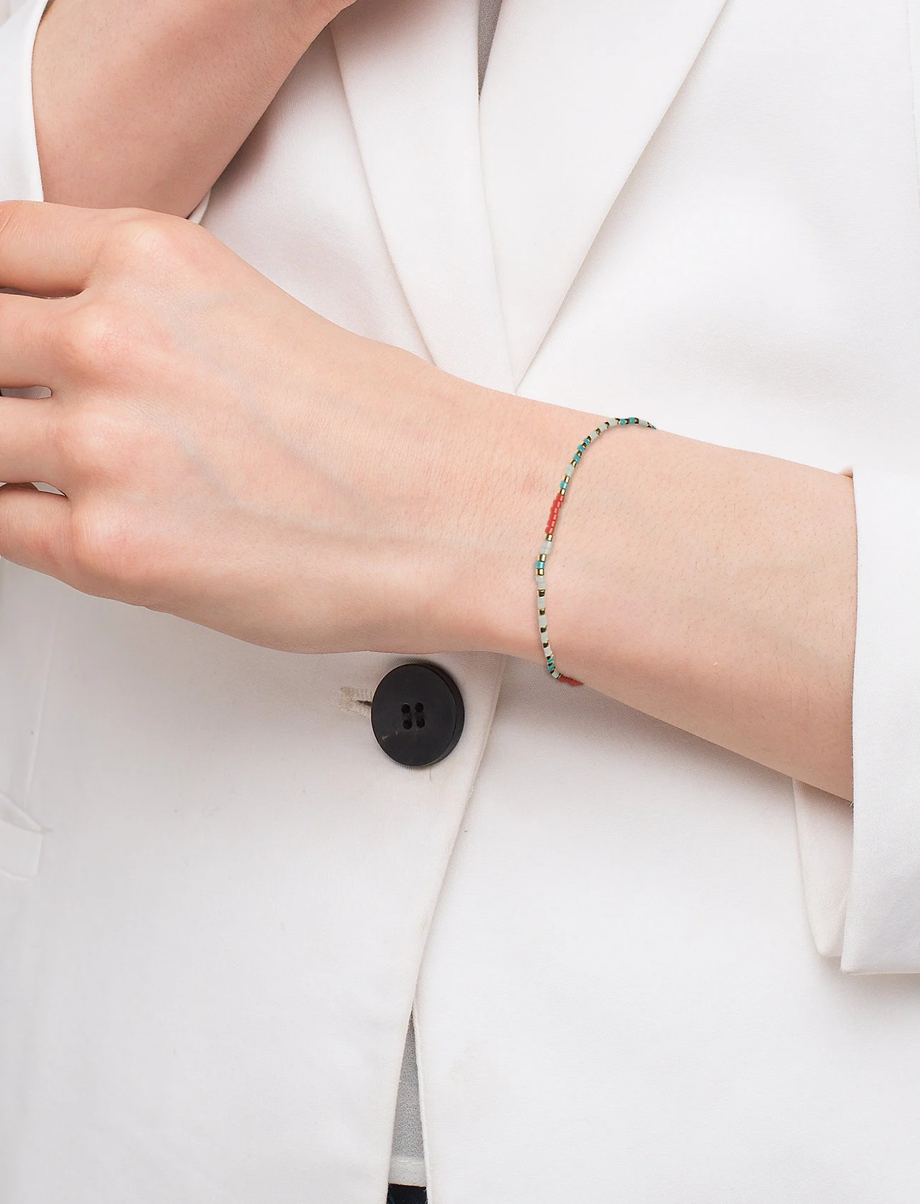 Syster P Code Bracelet Gold - Armbänder - GOLD / multi