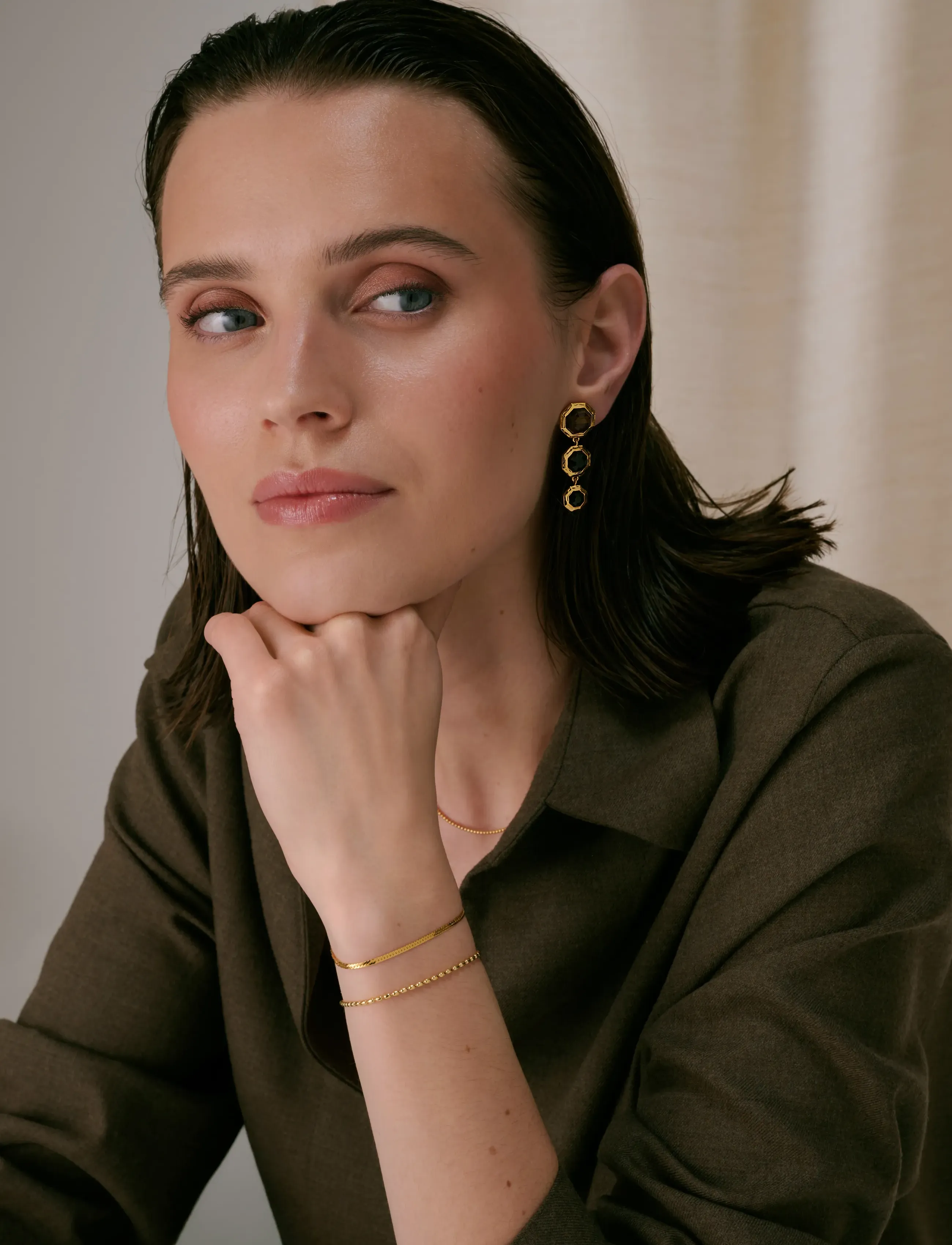 Syster P Octagon Earrings Gold, One Size, Gold, Earrings > Statement Earrings, Dame