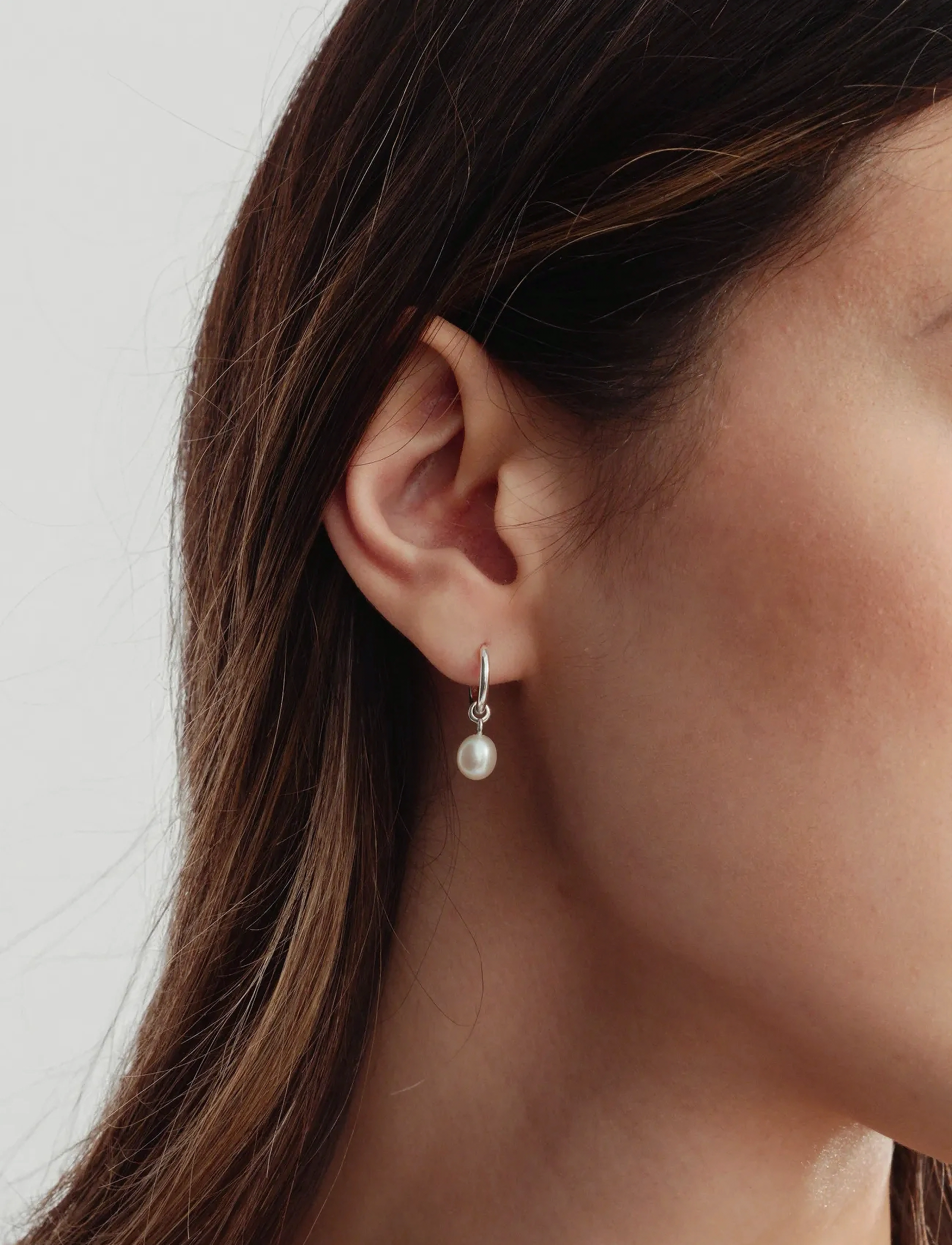 Syster P Treasure Pearl Hoops Silver, One Size, Earrings, Silber - Hoops, Frauen