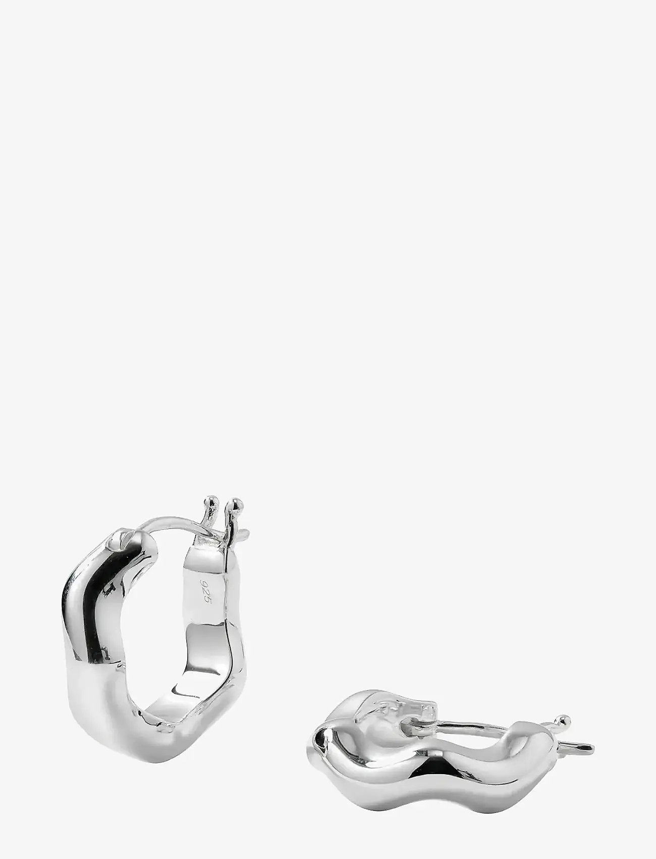 Syster P - Bolded Wavy Earrings Silver - hoops - silver - 2
