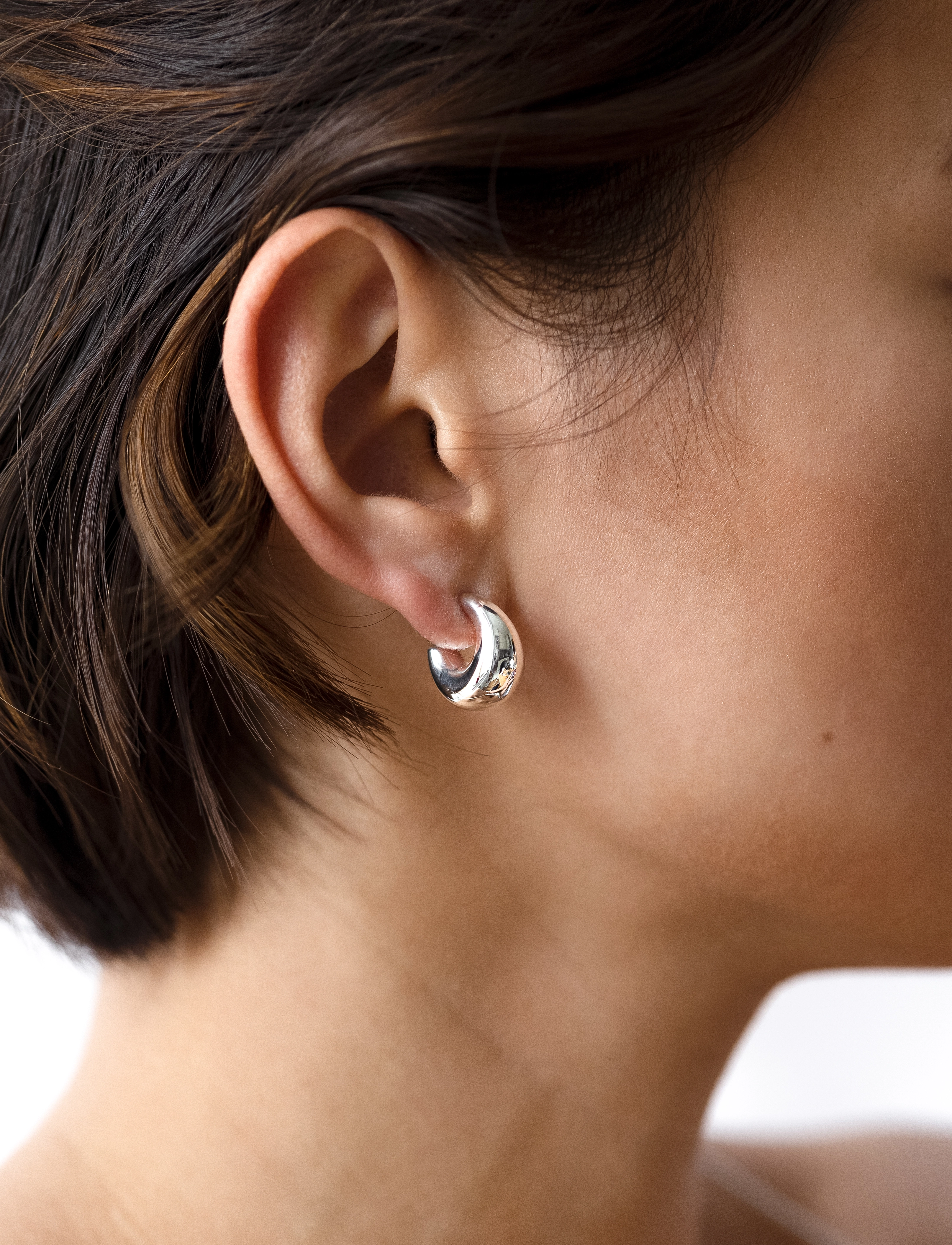 Syster P Bolded Little Sis Earrings Silver, One Size, Earrings, Silber - Hoops, Frauen