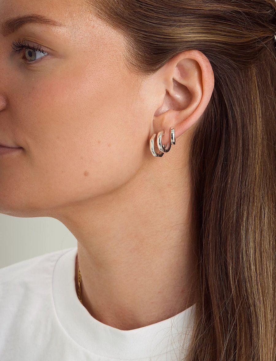 Syster P - Cavelle Big Plain Hoops Silver - hoops - silver - 0