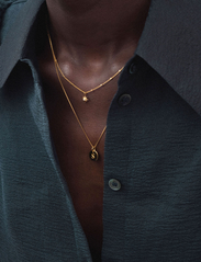 Syster P - North Star Short Necklace Gold - hangandi hálsmen - gold - 0