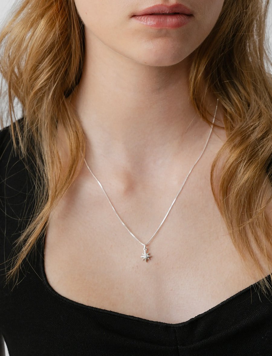 Syster P - Beloved Compass Star Pendant Silver - anhänger - silver - 0