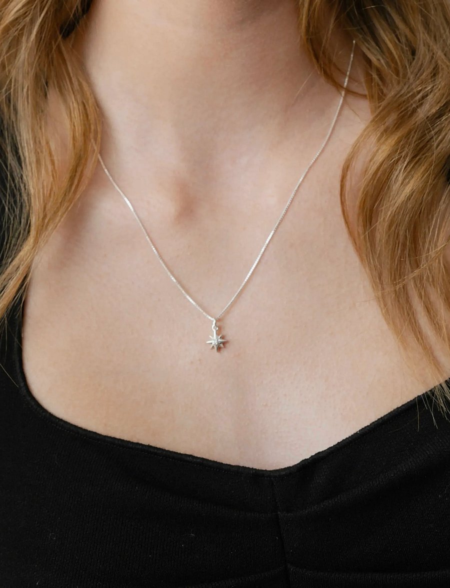 Syster P - Beloved Compass Star Pendant Silver - ripatsid - silver - 1