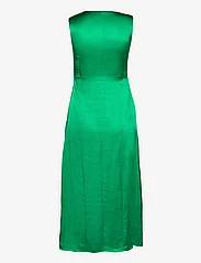 Tamaris Apparel - AMASRA slip v-neck dress - ballīšu apģērbs par outlet cenām - jelly bean - 1