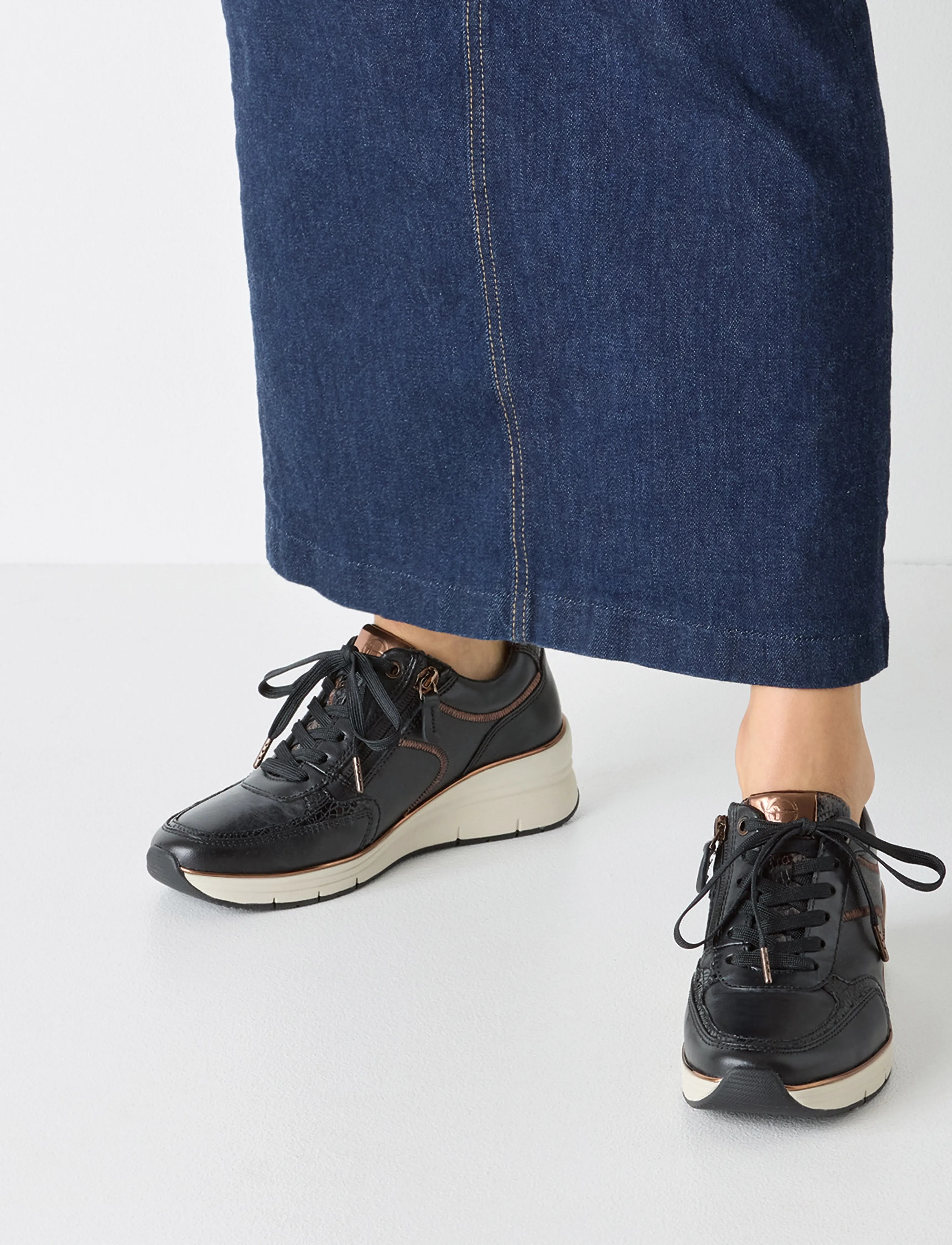 Tamaris - Women Lace-up - lave sneakers - black comb - 5