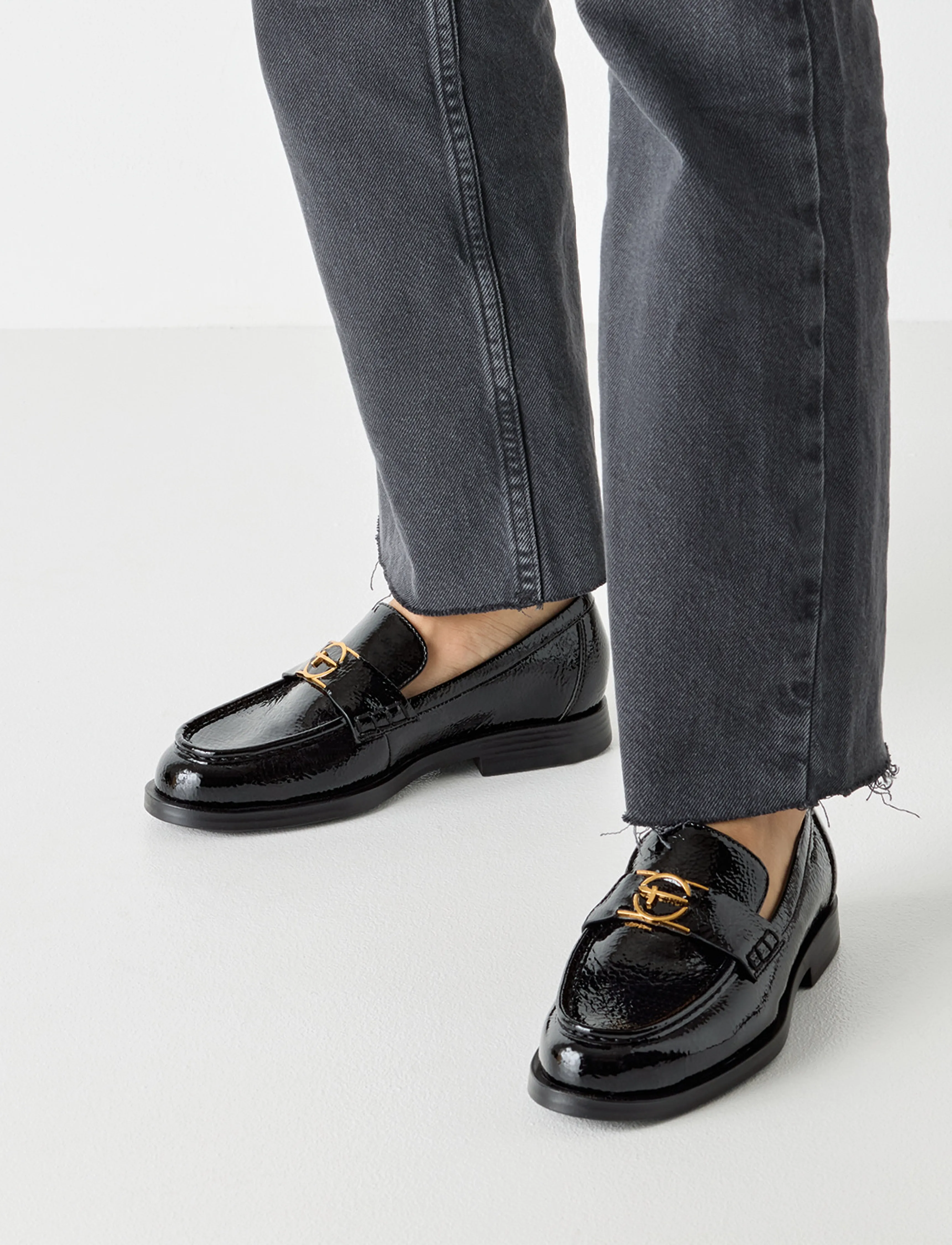 Tamaris - Women Slip-on - mokasyny - black patent - 5