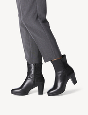 Tamaris - Women Boots - høj hæl - black - 5