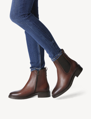 Tamaris - Women Boots - chelsea boots - cognac - 5