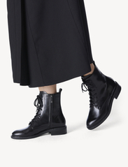 Tamaris - Women Boots - laced boots - black - 5