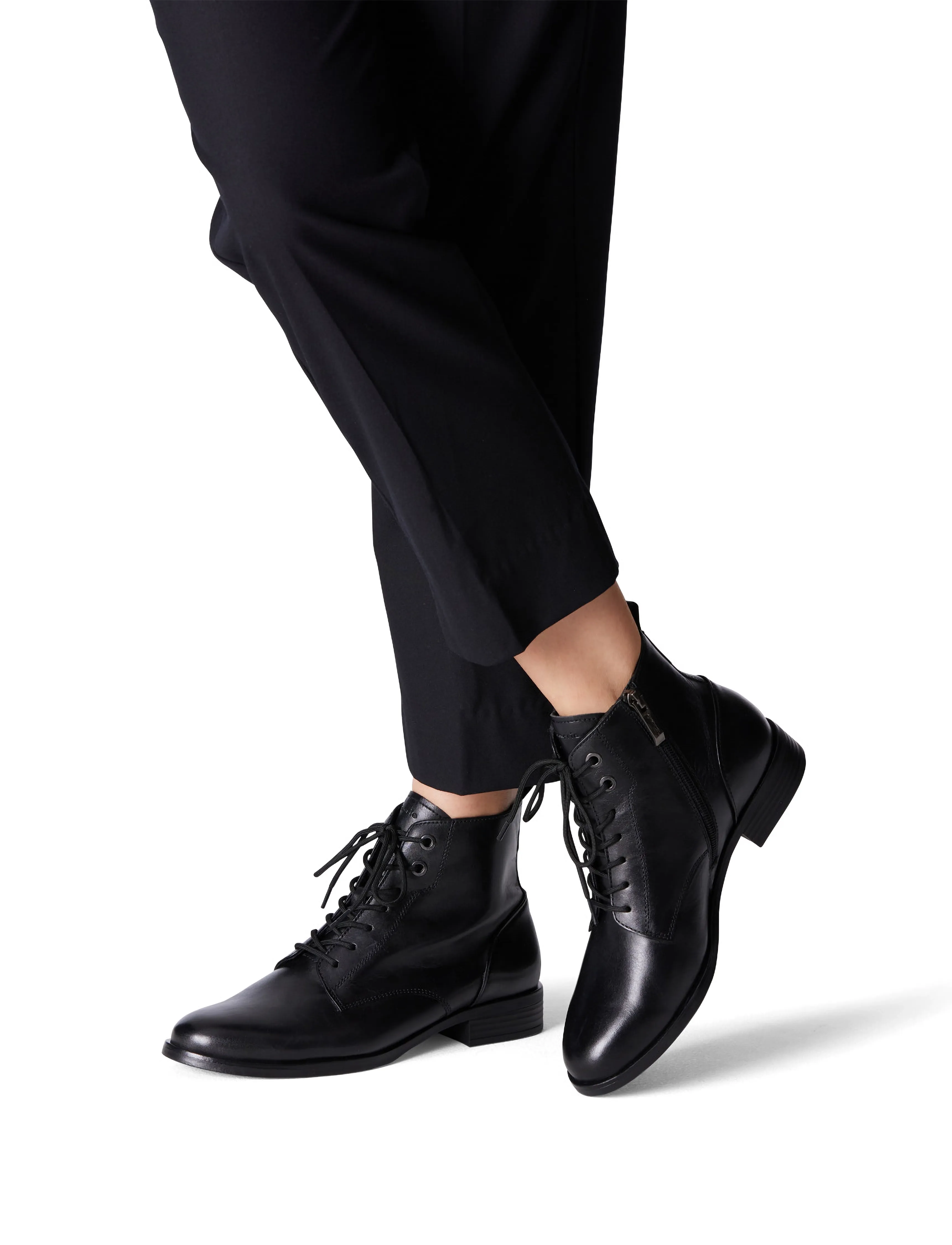 Tamaris - Women Boots - geschnürte stiefel - black - 5