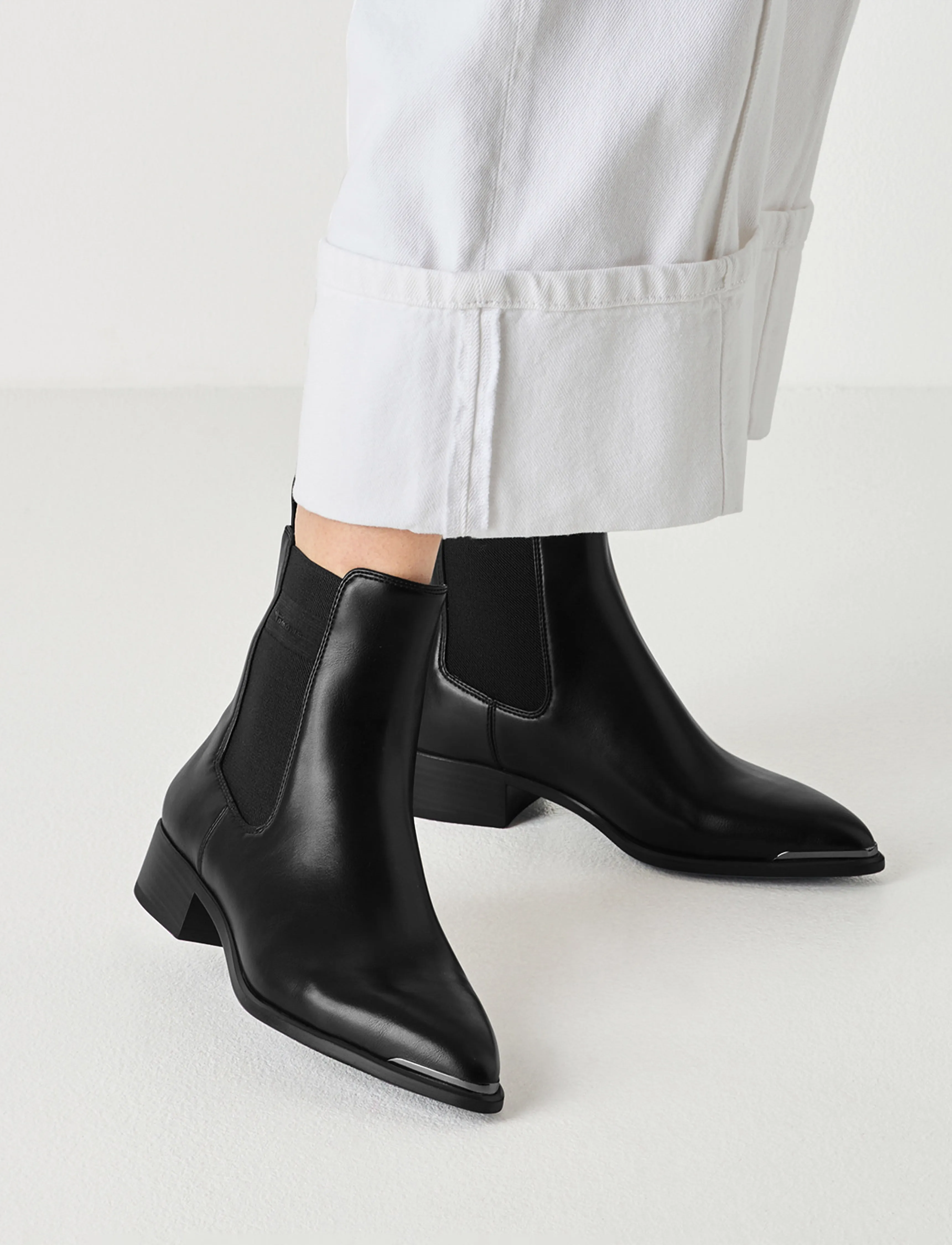 Tamaris - Women Boots - kontsaga poolsaapad - black matt - 5