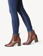 Tamaris - Women Boots - høye hæler - cognac - 1