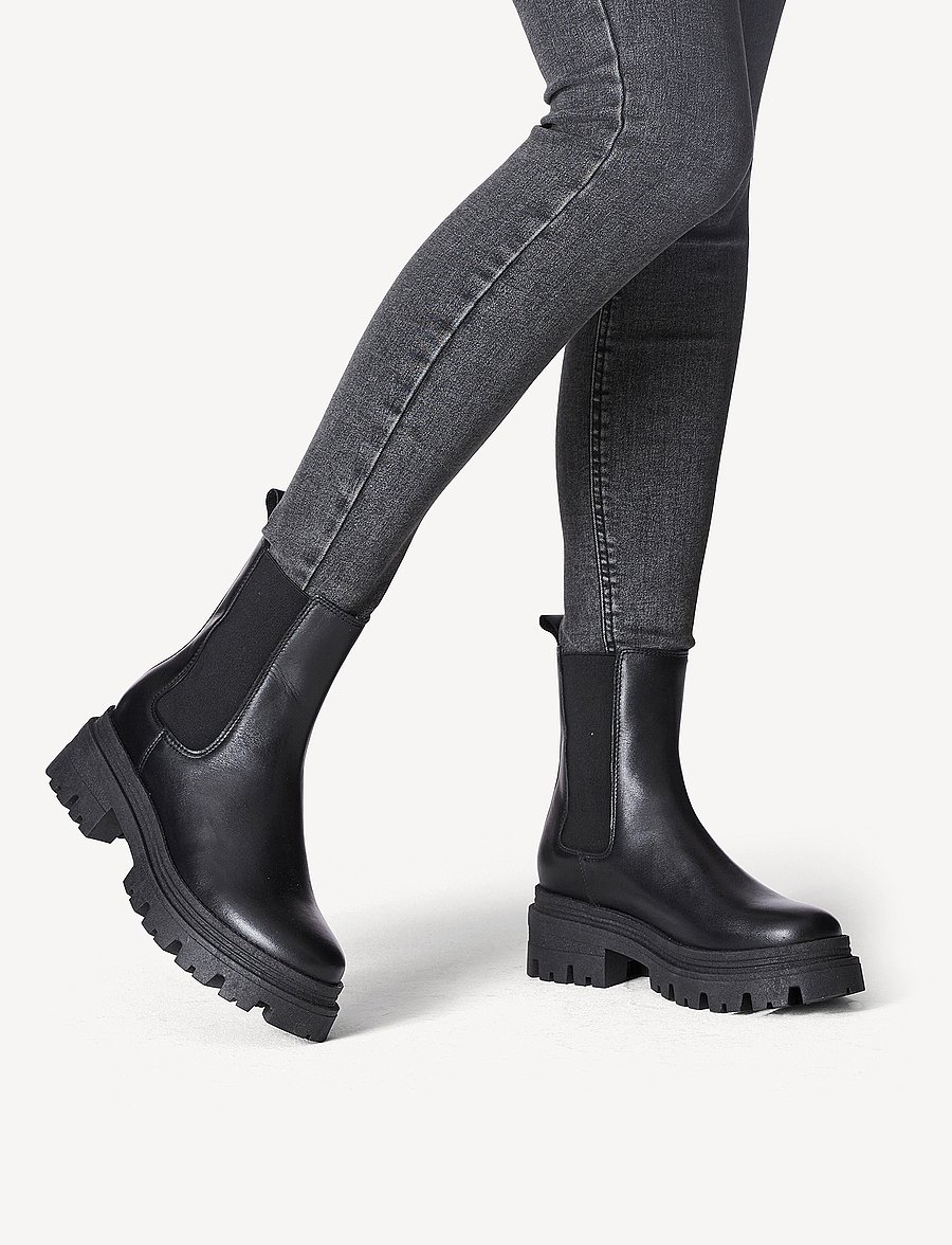 Tamaris - Women Boots - chelsea boots - black leather - 0