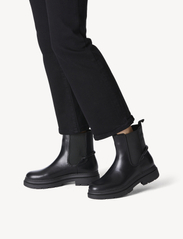 Tamaris - Women Boots - flache stiefeletten - black - 5