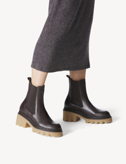 Tamaris - Women Boots - chelsea stila zābaki - dark brown - 5
