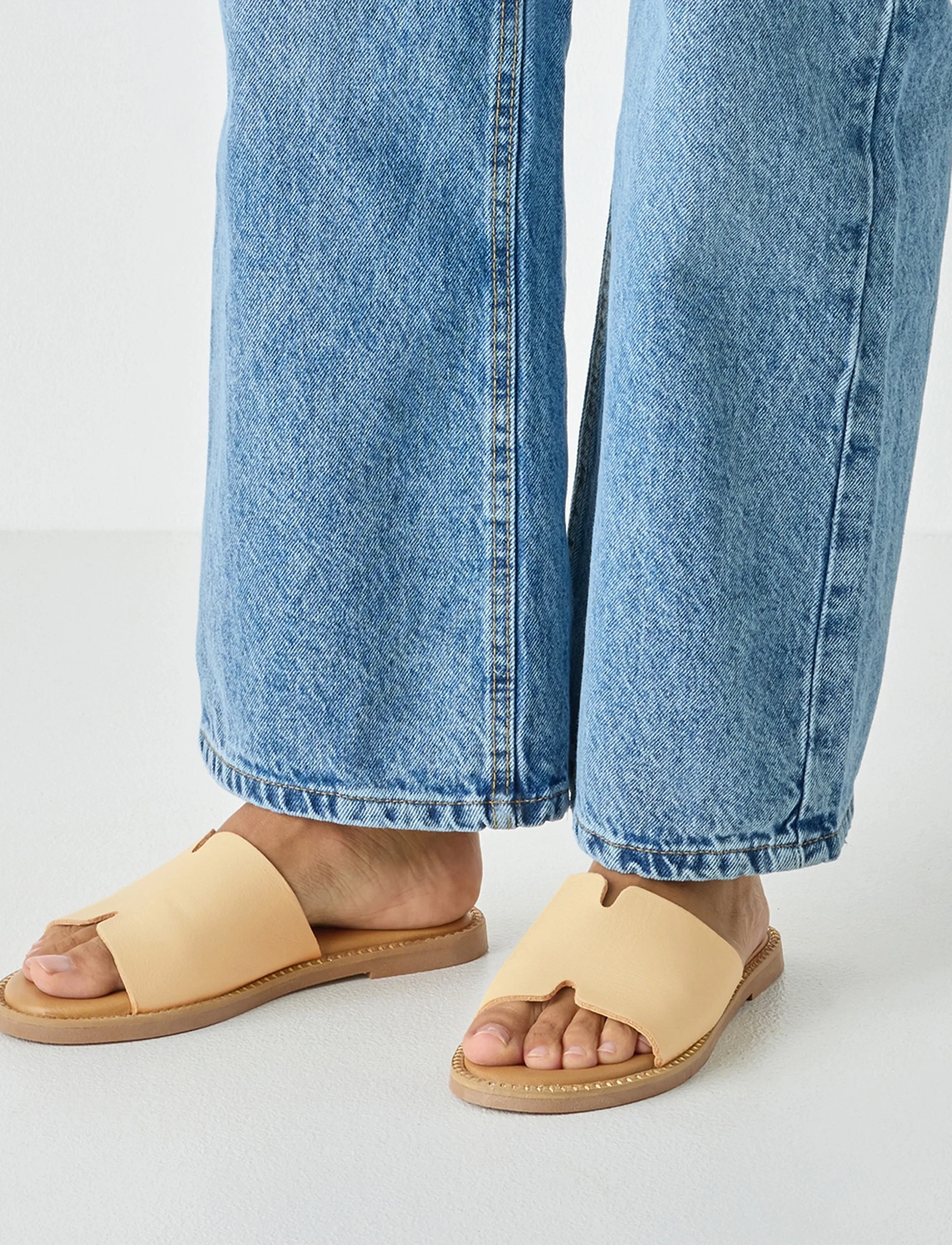 Tamaris - Women Slides - flache sandalen - soft lemon - 5