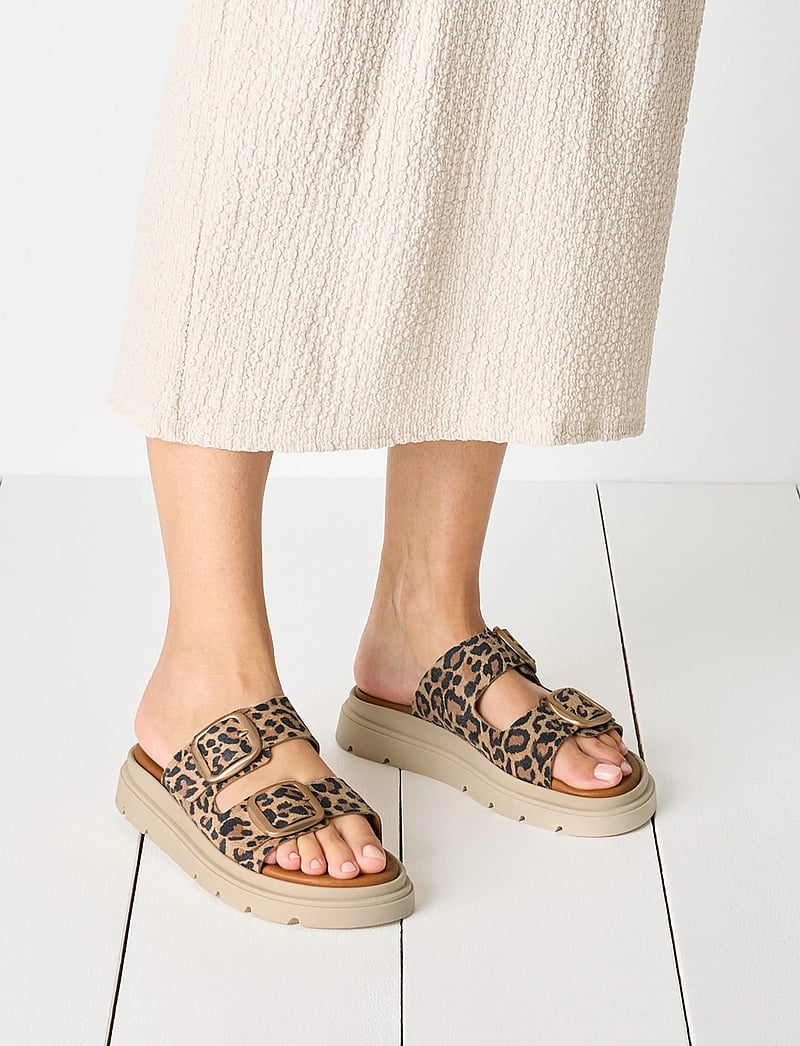 Tamaris - Women Slides - flat sandals - leopard - 5