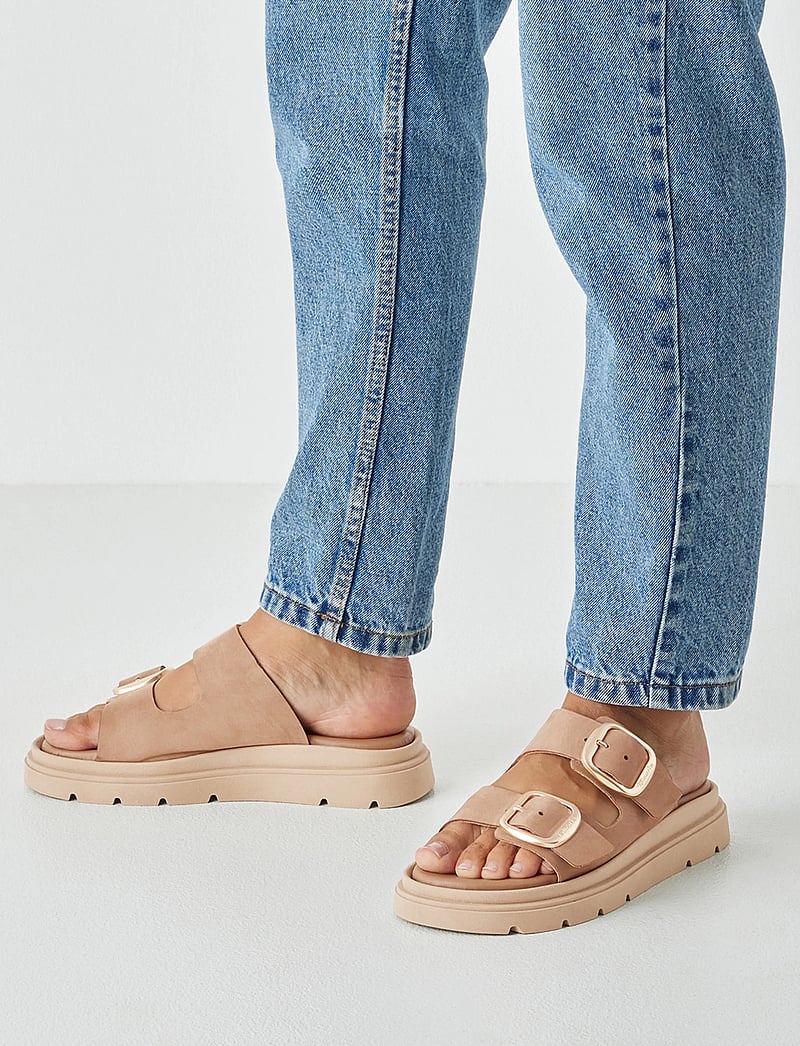 Tamaris - Women Slides - platte sandalen - taupe nubuc - 5