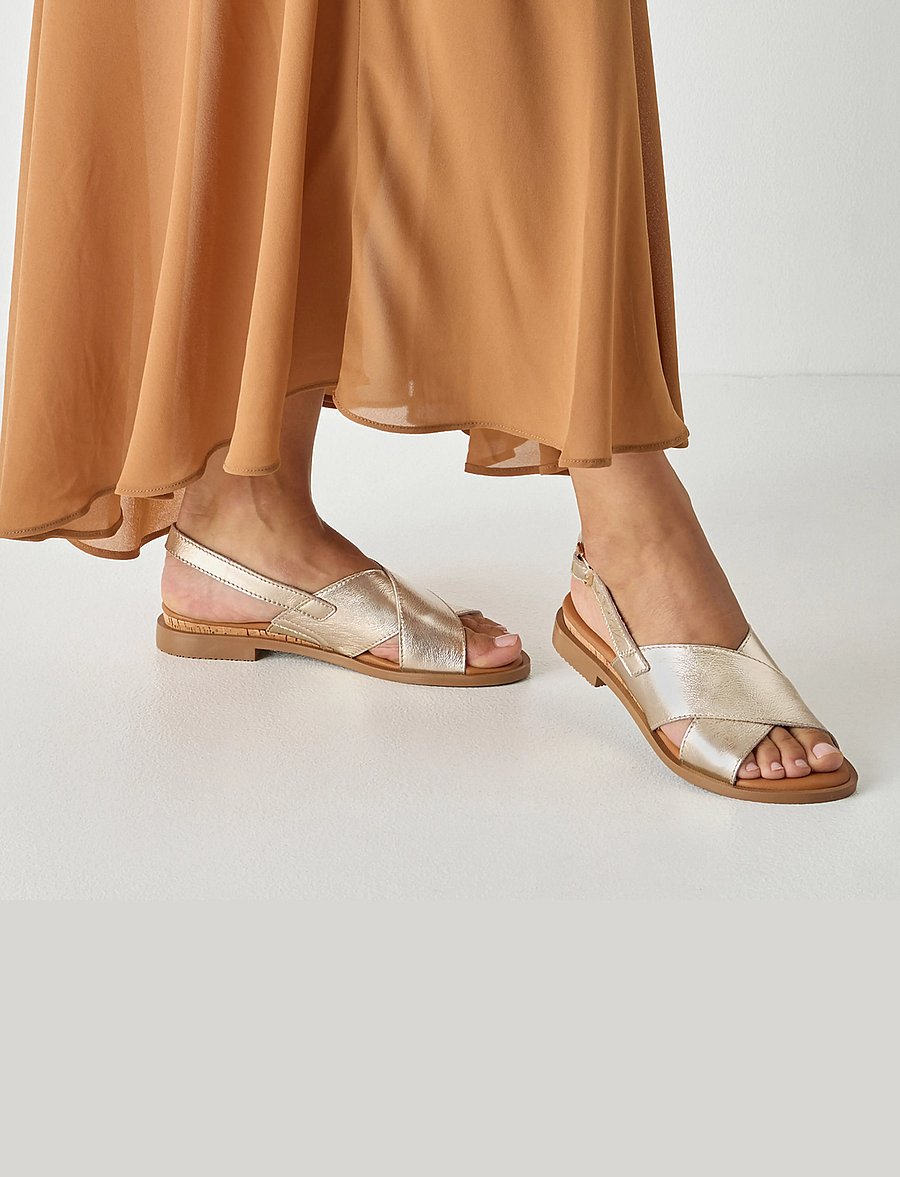 Tamaris - Women Sandals - flade sandaler - light gold metallic - 5