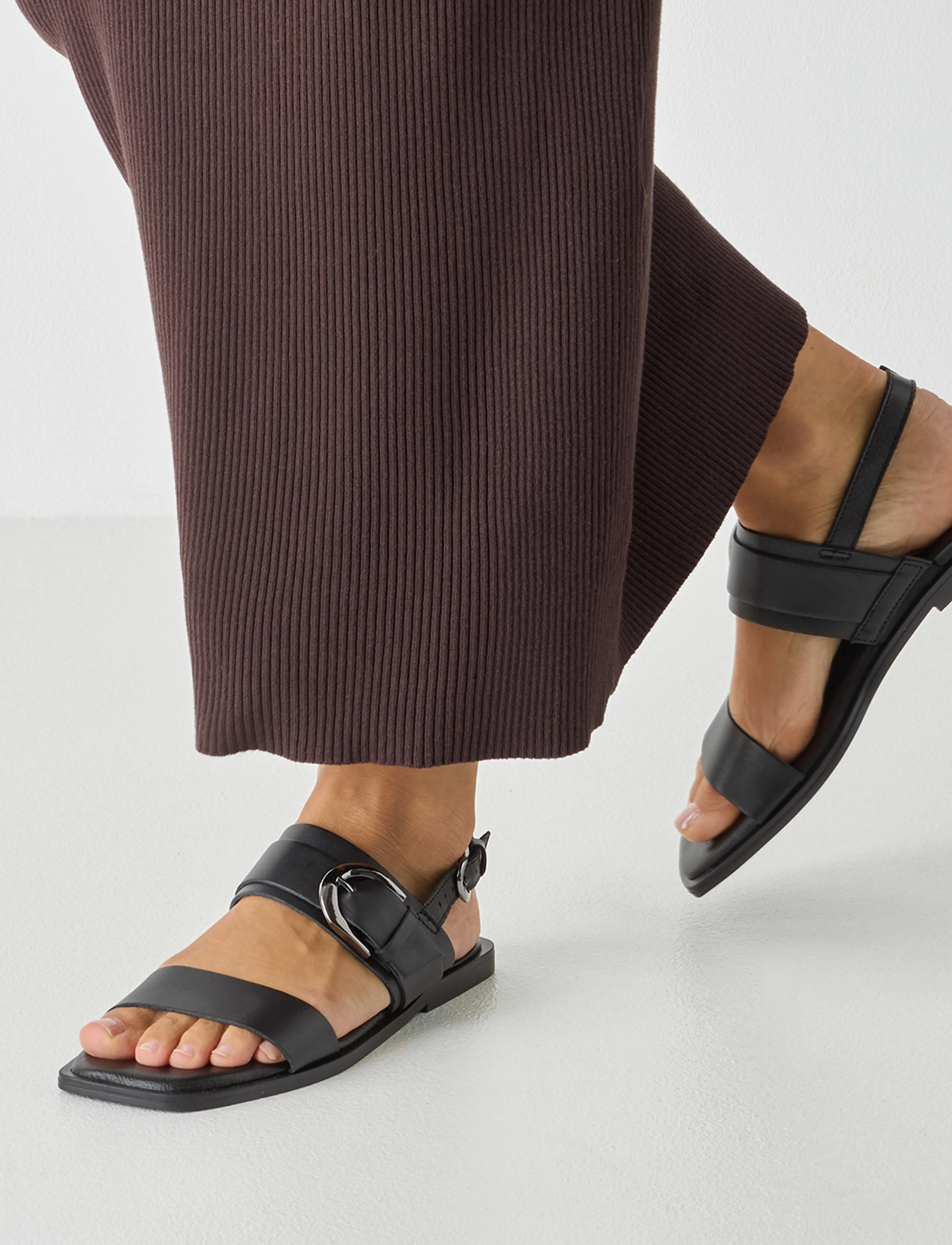 Tamaris - Women Sandals - flade sandaler - black - 5