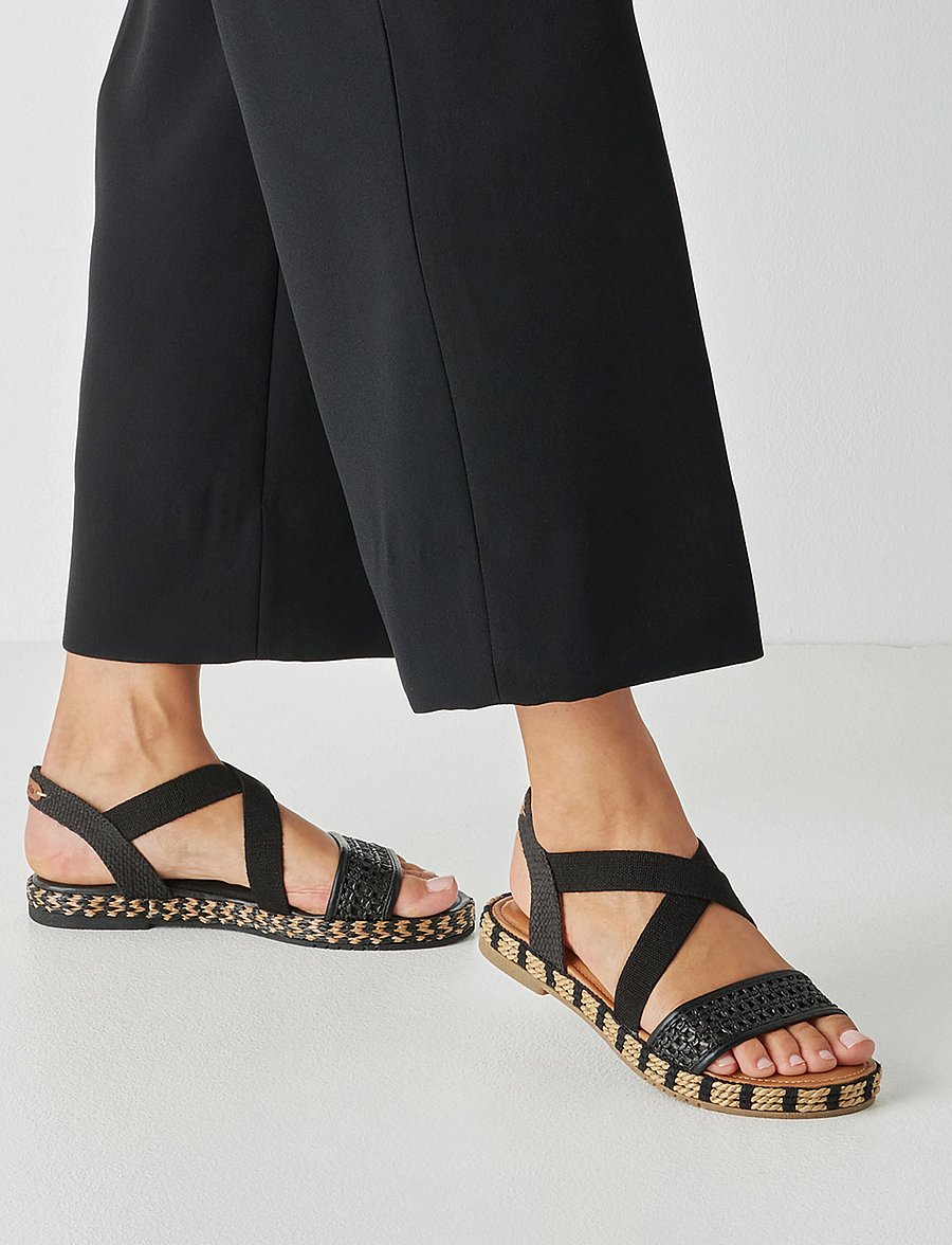 Tamaris - Women Sandals - flat sandals - black - 5