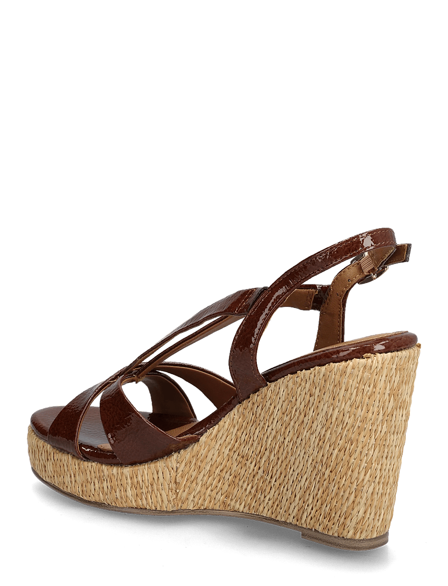 Tamaris - Women Sandals - plateau-sandalen - cognac patent - 2