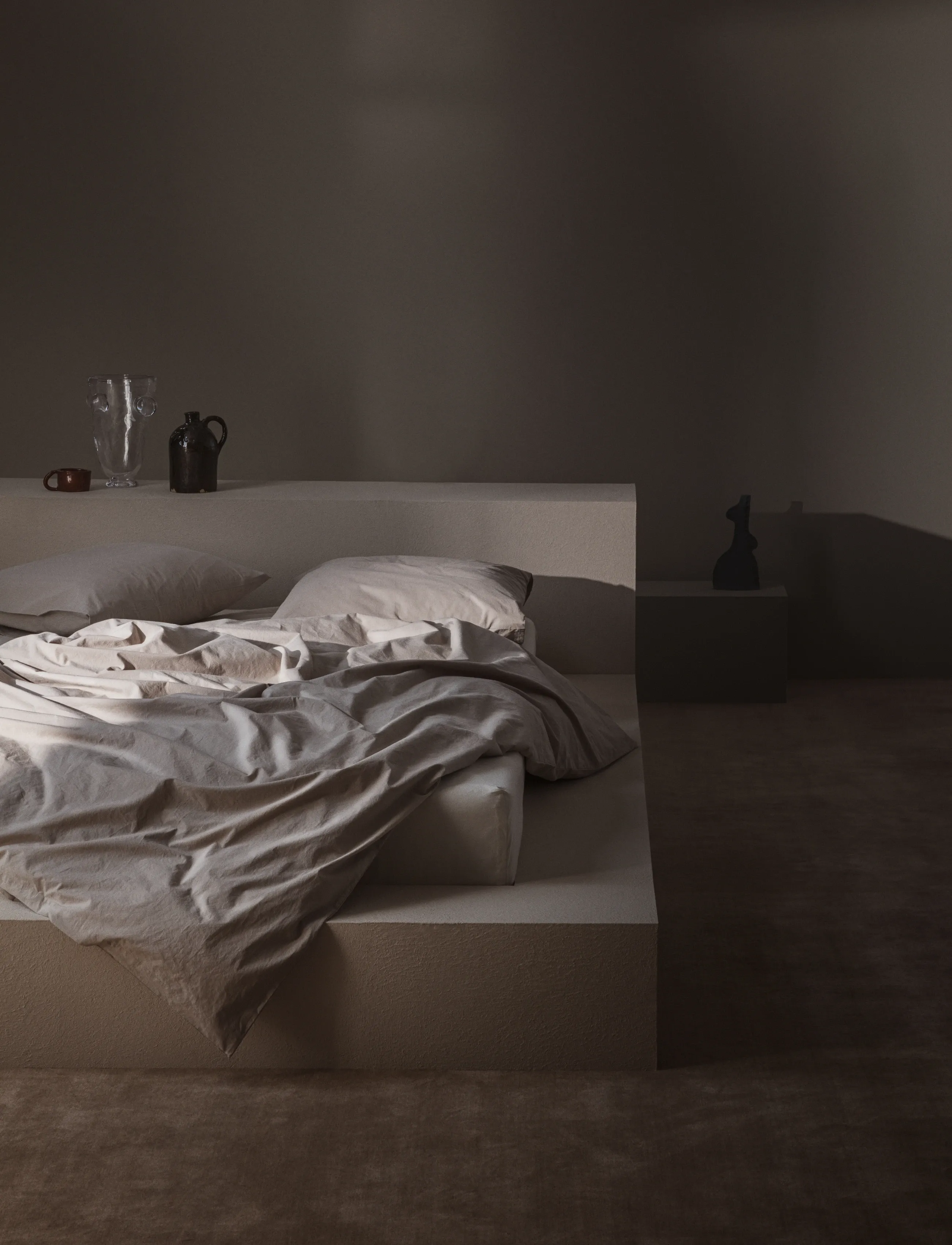 TAMEKO - Cove Stonewashed Cotton Pillowcase (Set of 2) - warm grey - 3