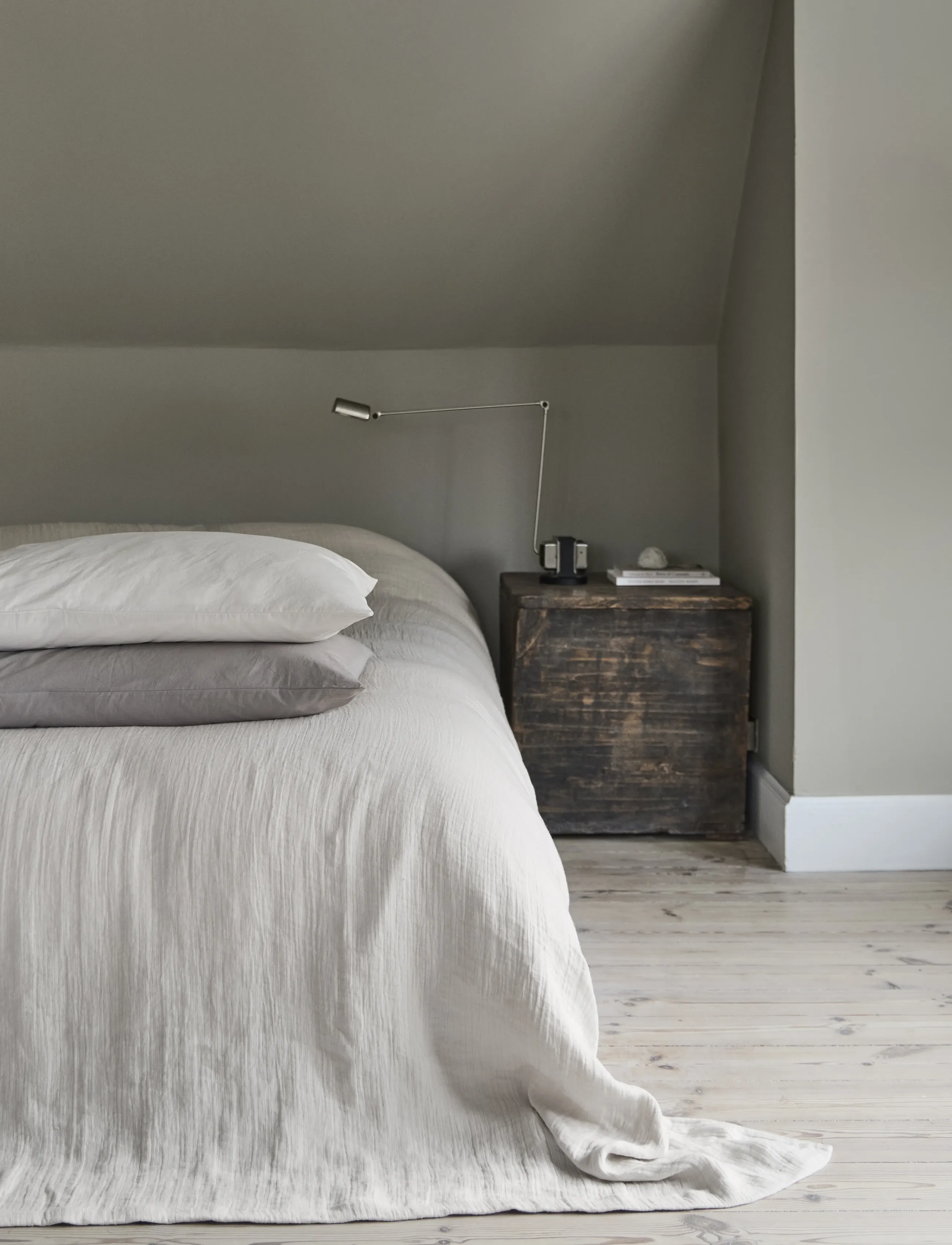 TAMEKO - Cove Stonewashed Cotton Pillowcase (Set of 2) - warm grey - 4
