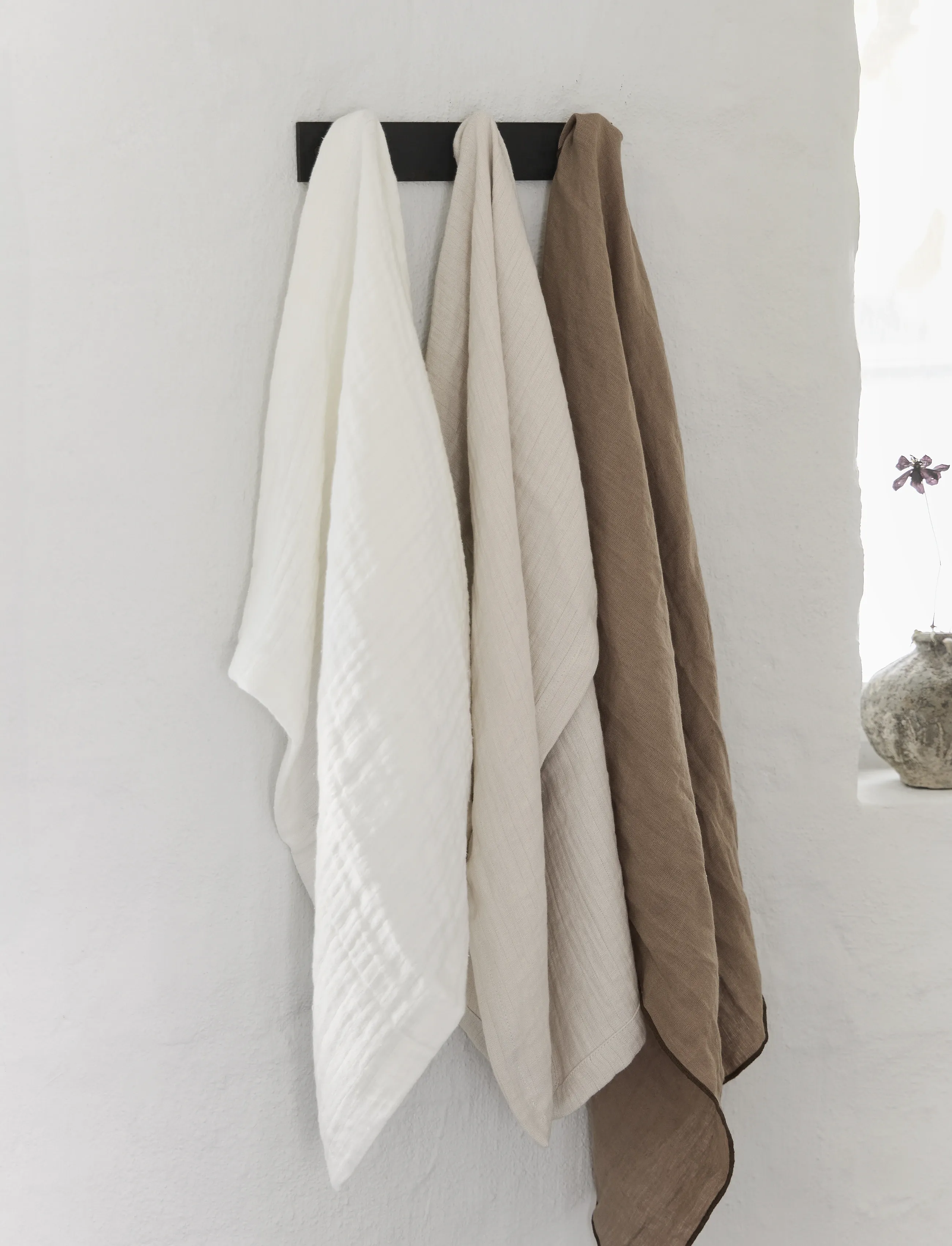 TAMEKO - Dale Linen Kitchen Towel (Set of 2) - white - 0