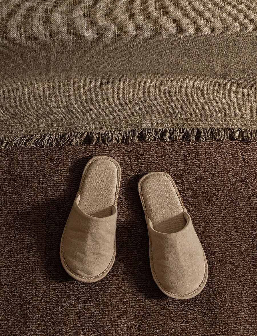 TAMEKO - Drift Bed Throw - haze - 3