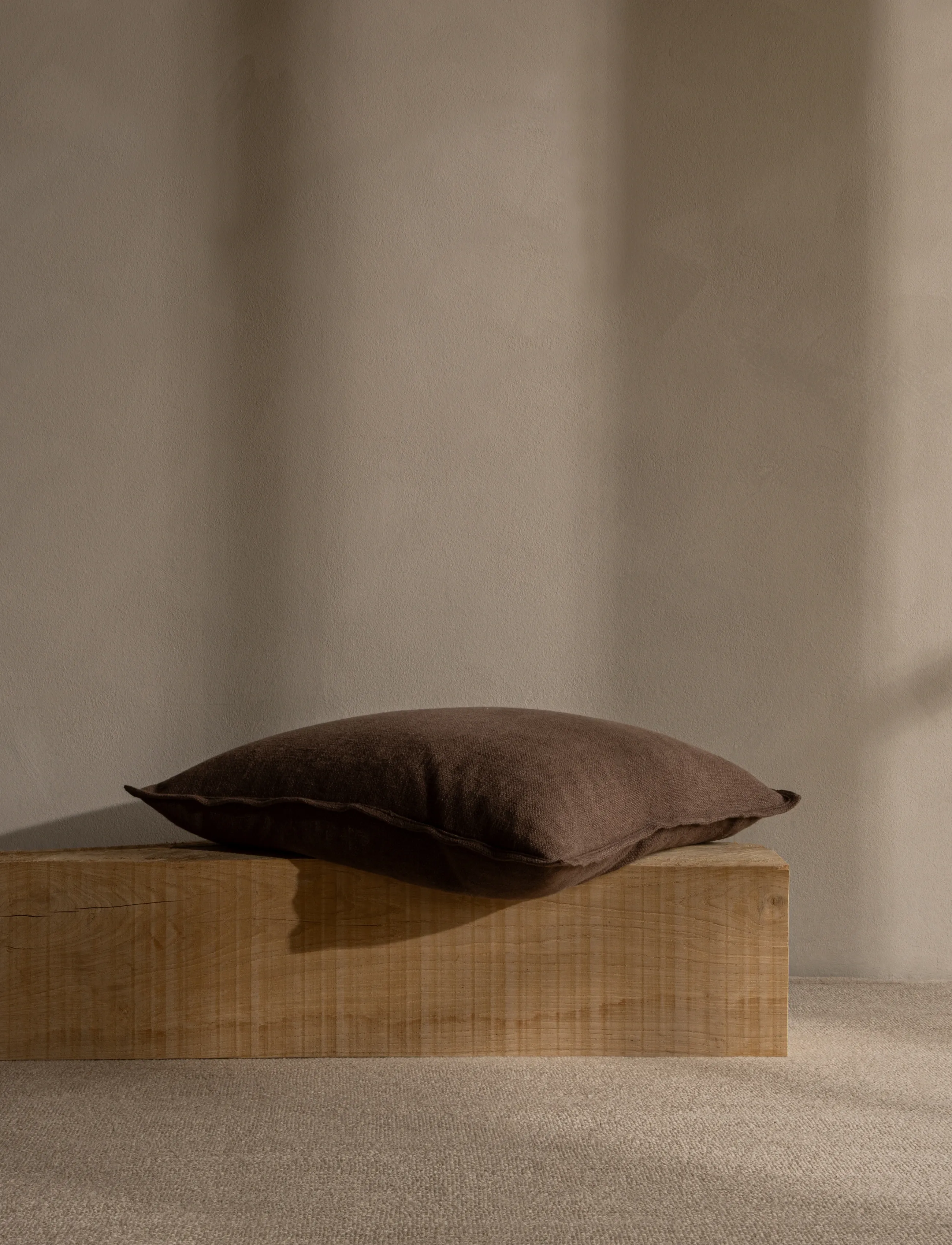 TAMEKO - Drift Cushion - fawn - 0