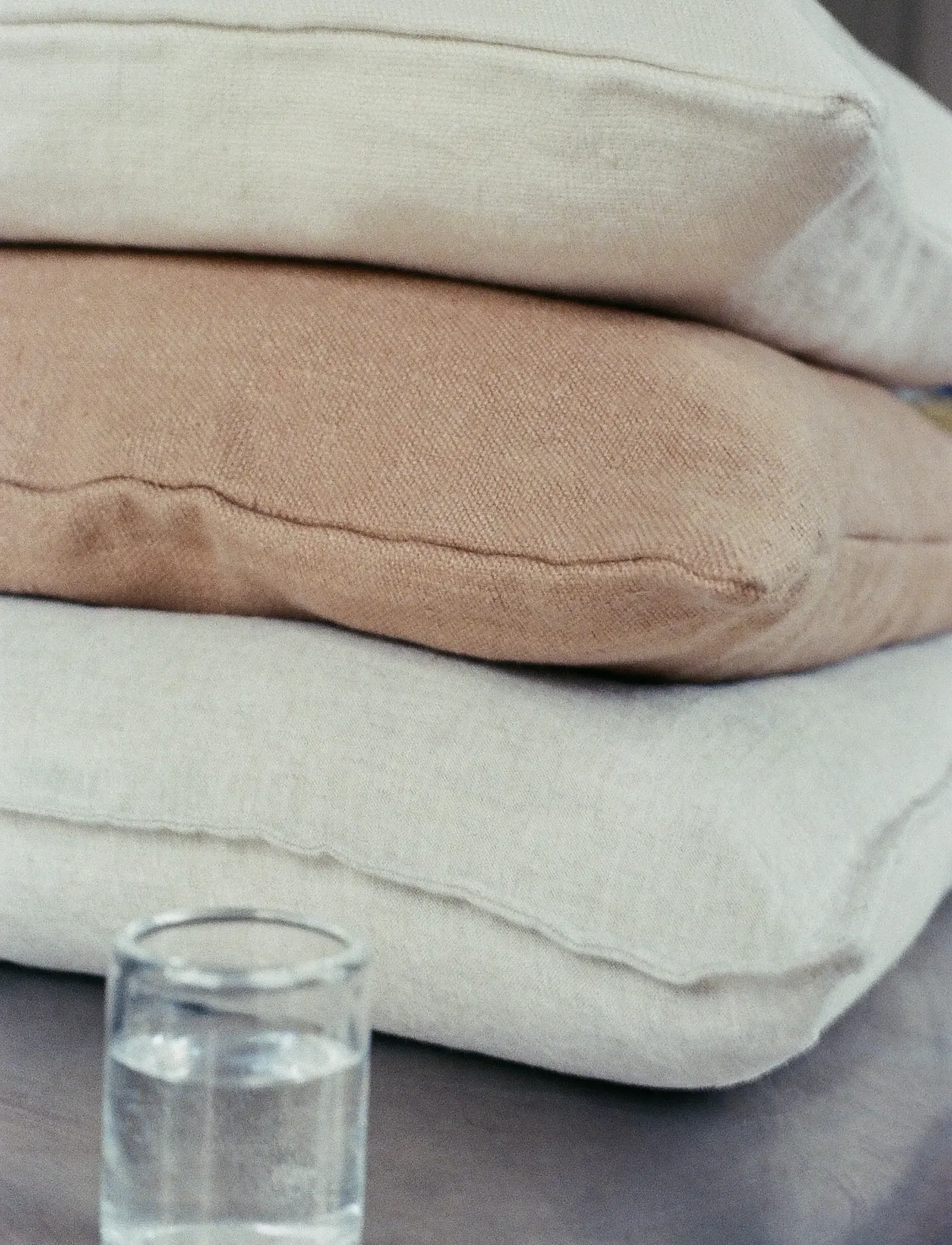 TAMEKO - Rue Linen Cushion - ochre - 4