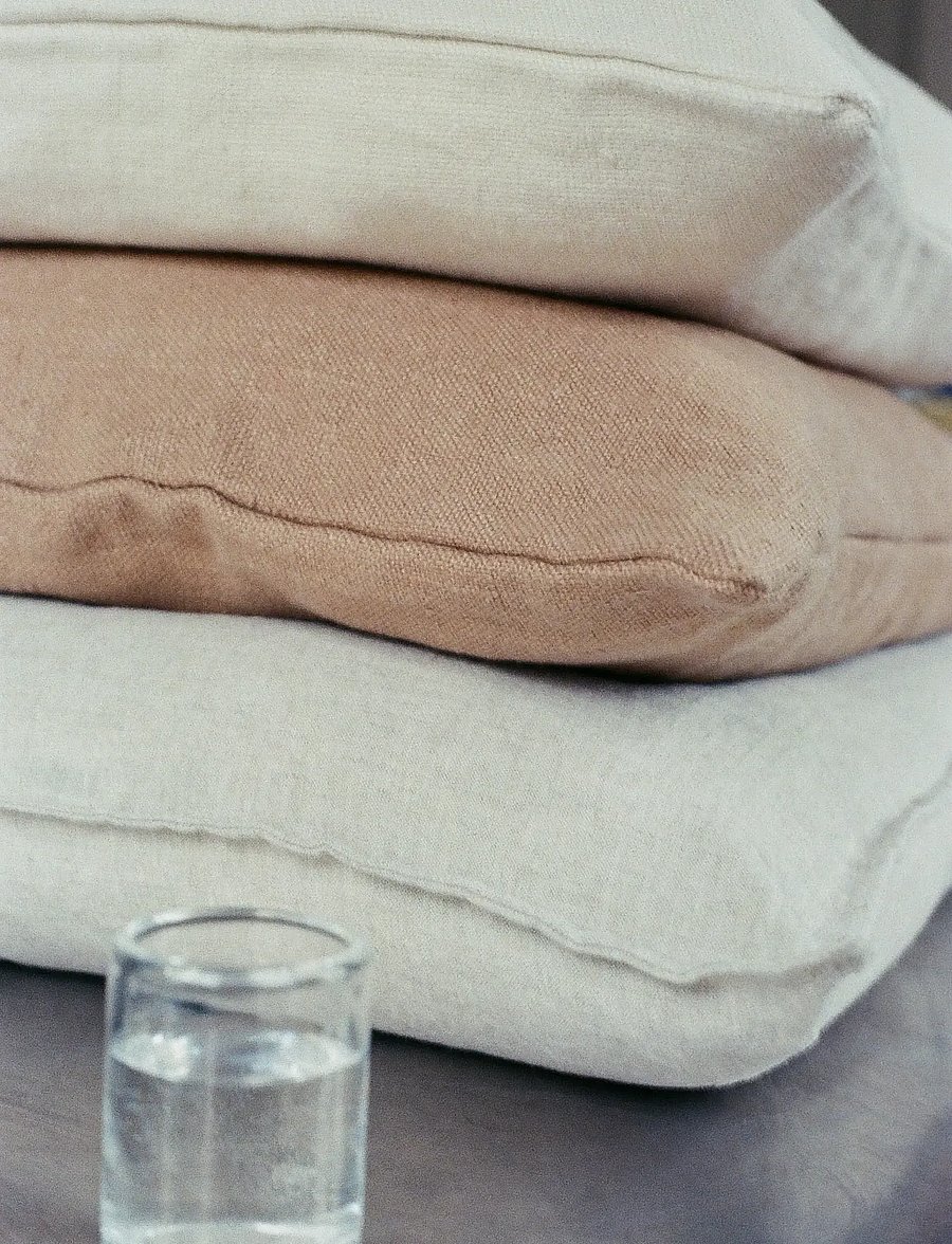 TAMEKO - Rue Linen Cushion - ochre - 4