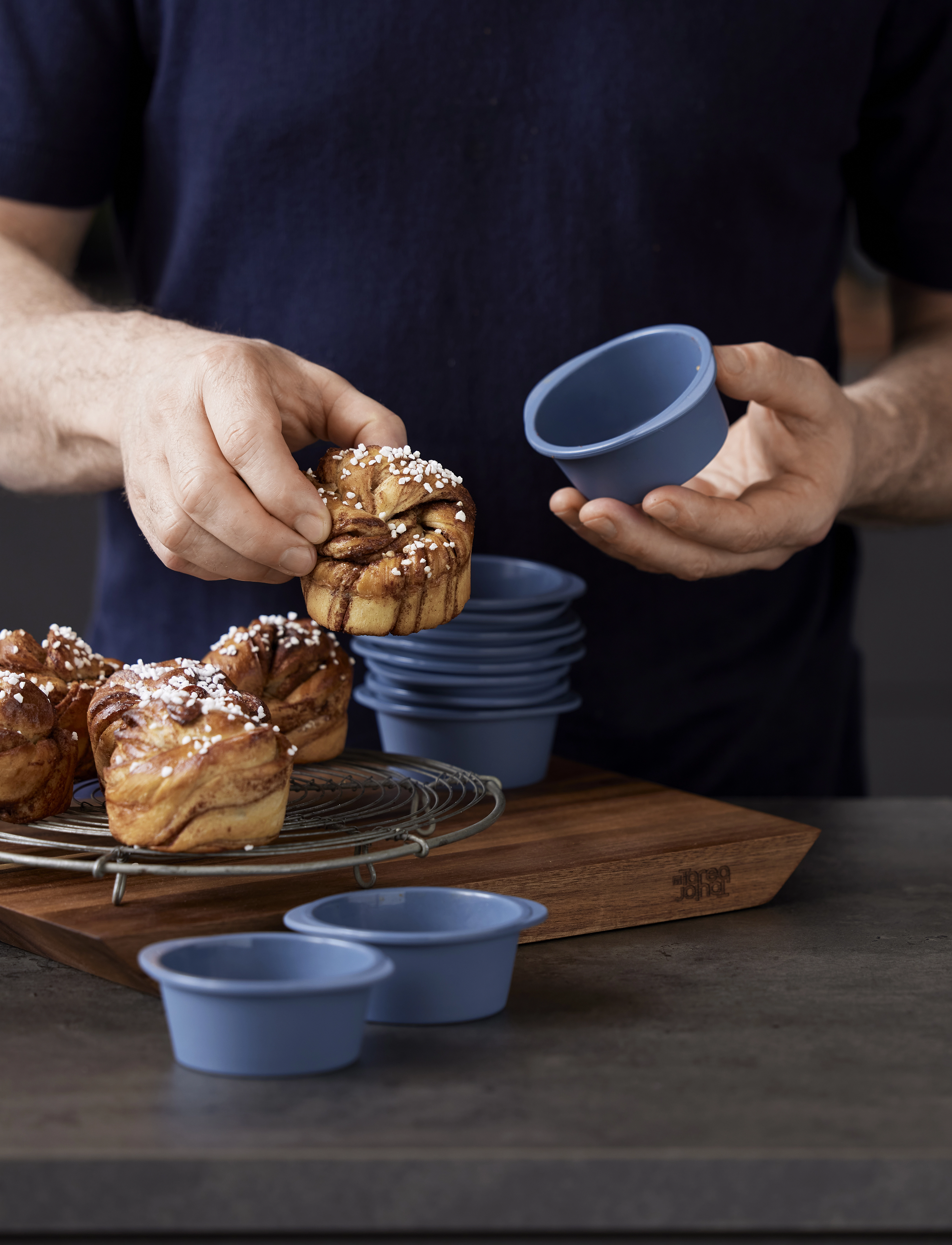 Tareq Taylor - Cupcake/Cinnamon-roll mould Pecan - indigo - 5