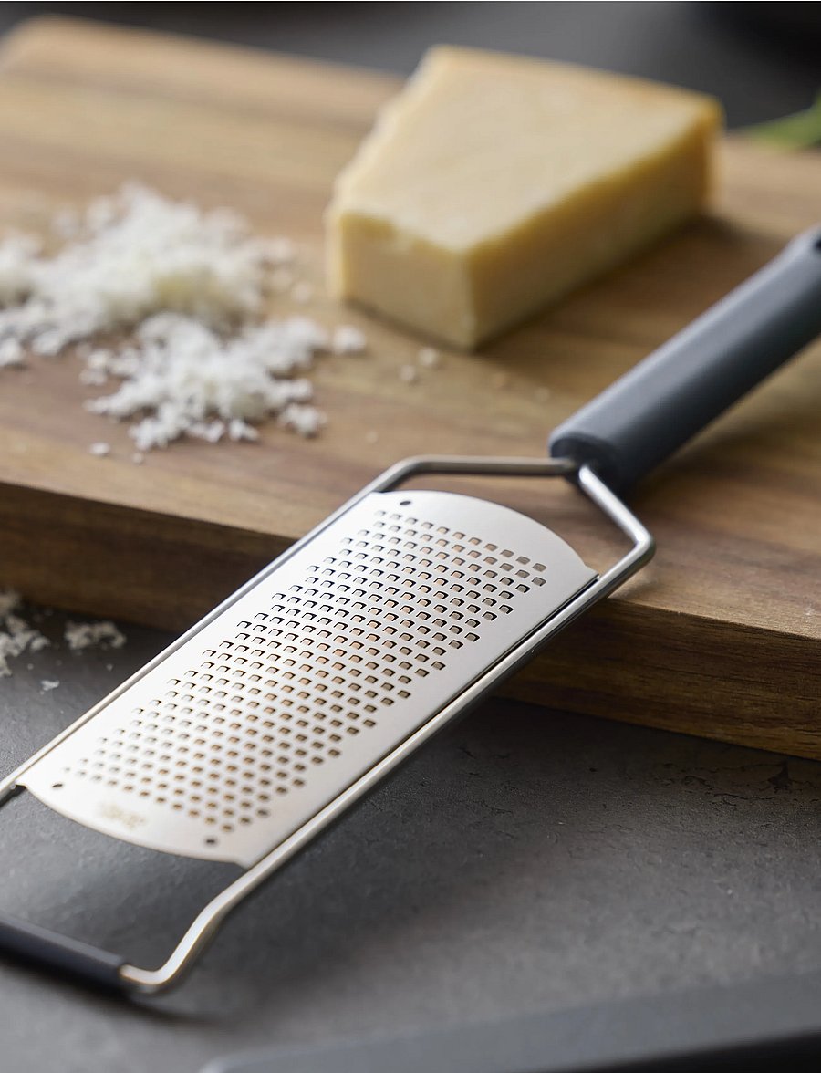 Tareq Taylor - Fine Grater Diversity - reiben - blue - 2
