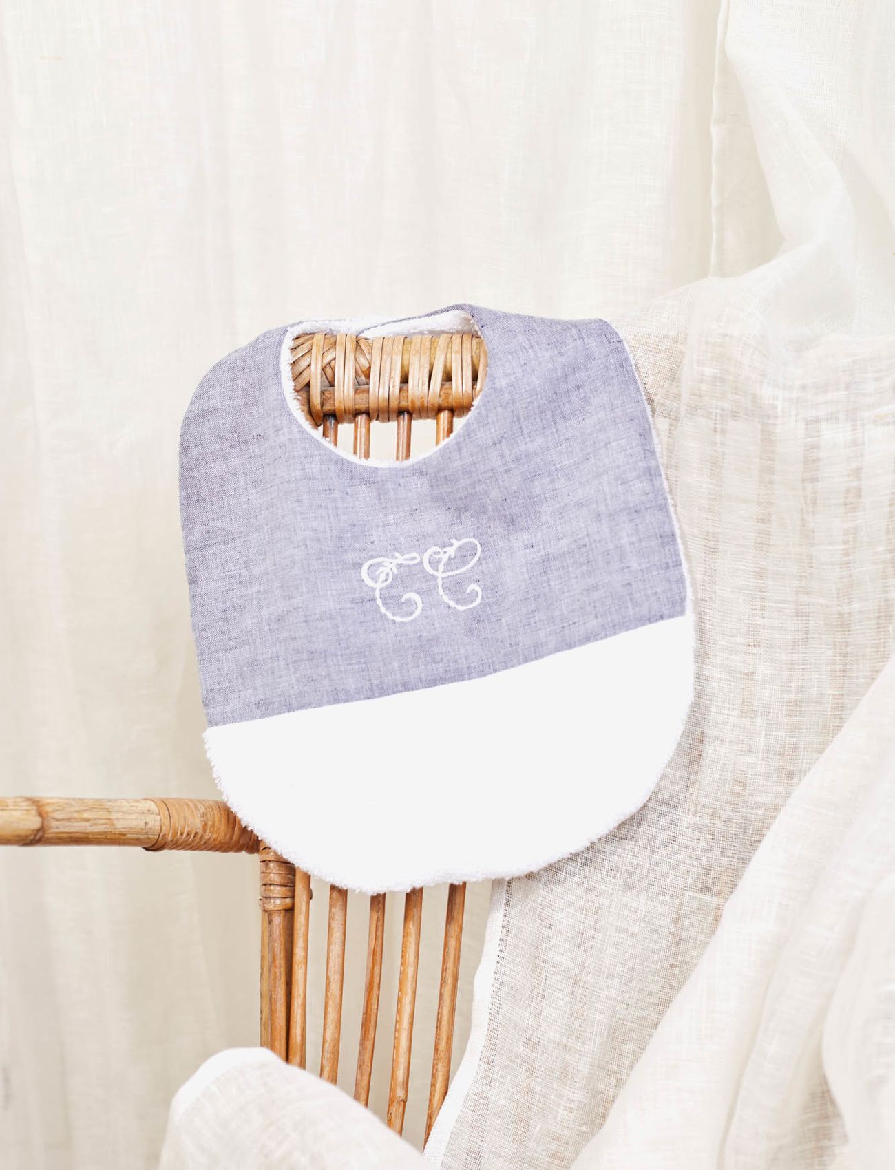 Tartine et Chocolat - Feuilage Bib S2 - hagesmække uden ærmer - lagoon blue - 1