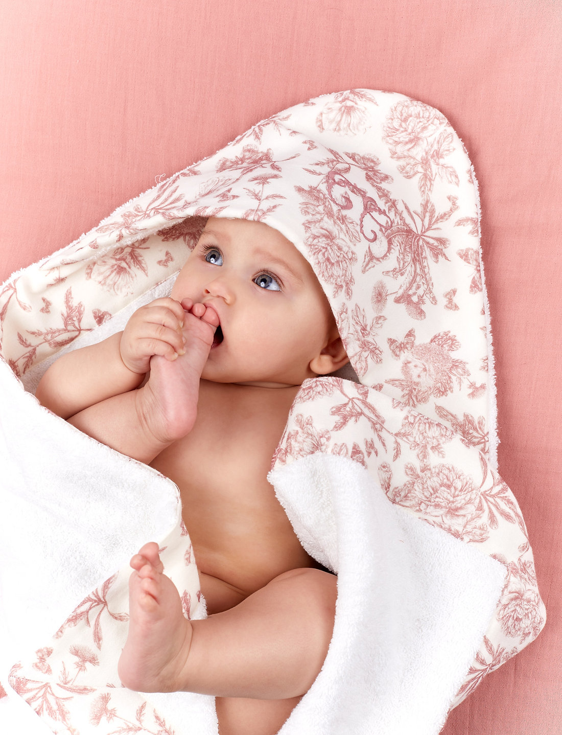 Tartine et Chocolat Toile De Jouy Bath Cape - Towels and cloths