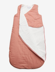Tartine et Chocolat - Toile de Jouy Sleeping bag S2 - baby-schlafsäcke - dark pink - 2