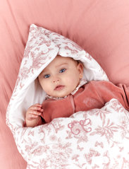 Tartine et Chocolat - Toile de Jouy Sleeping bag - baby sleeping bags - dark pink - 2