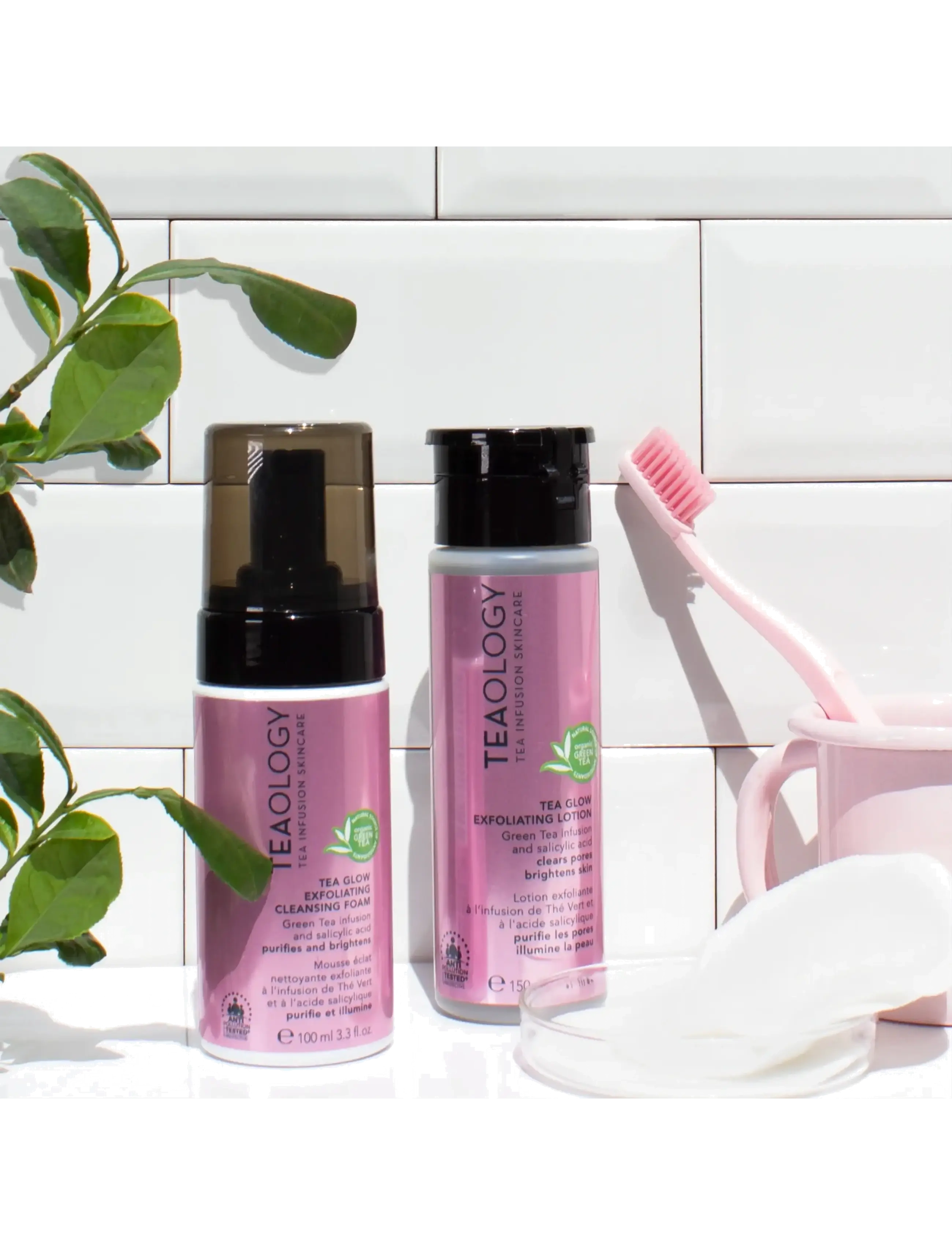 Teaology Skincare - Tea Glow Exfoliating Cleansing Foam - foaming cleanser - green tea - 3