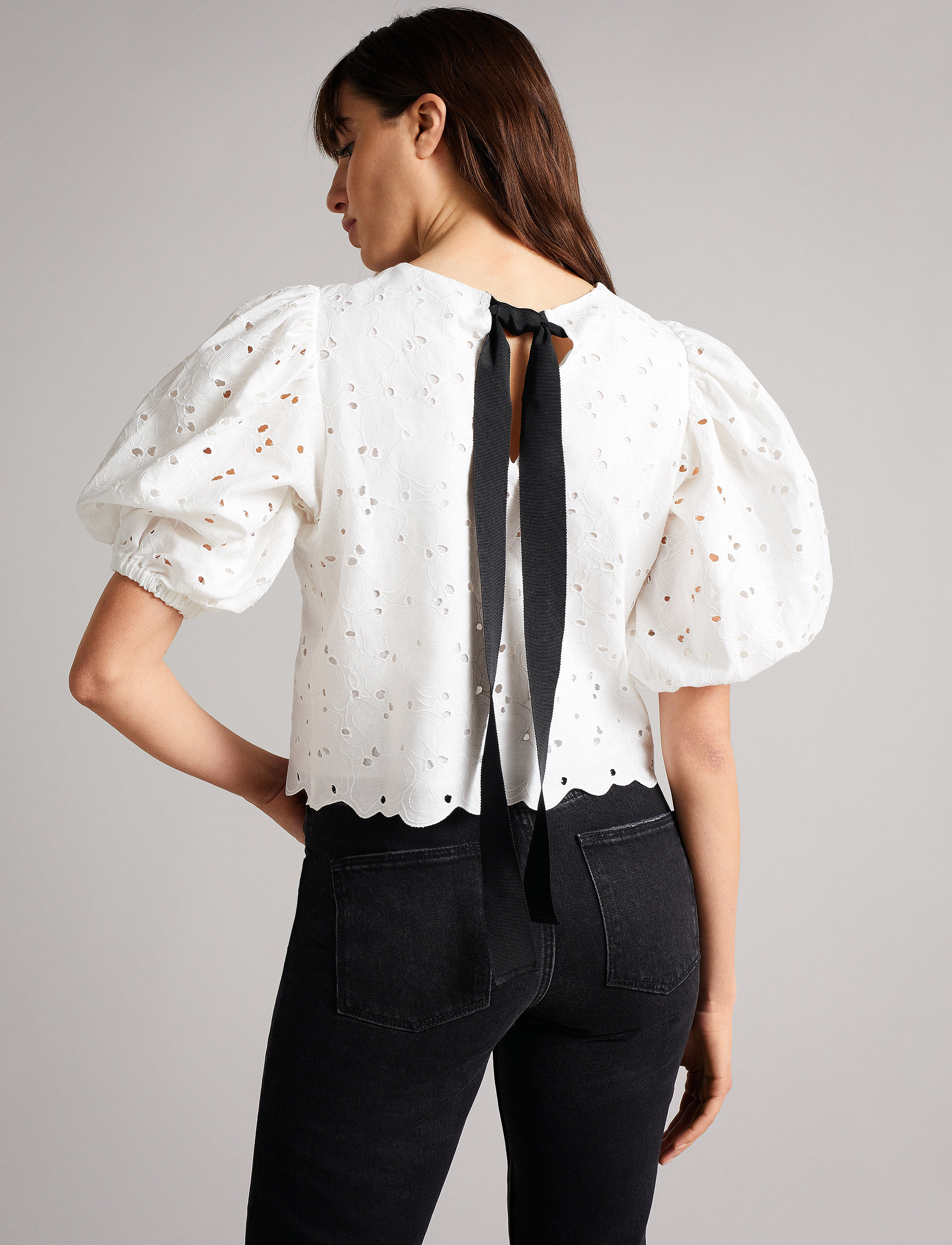 Ted Baker London - INDA - white - 5