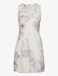 PUXIE, Ted Baker London