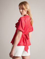 Ted Baker London - DEVONAA - short-sleeved blouses - 55 fuchsia - 5